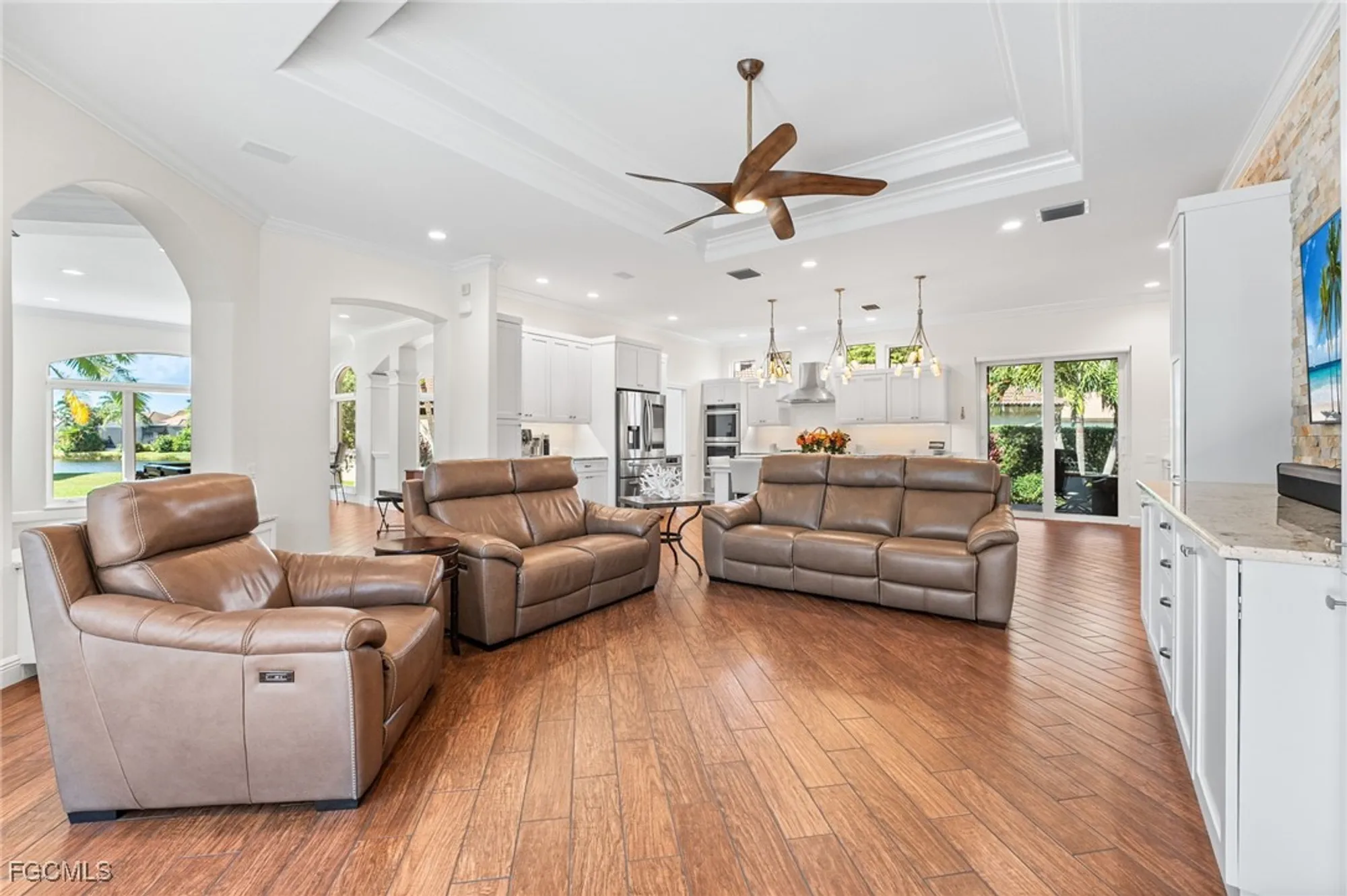 Property Slideshow image 14 of 49 | 14530 dory ln, Fort Myers, FL, 33908