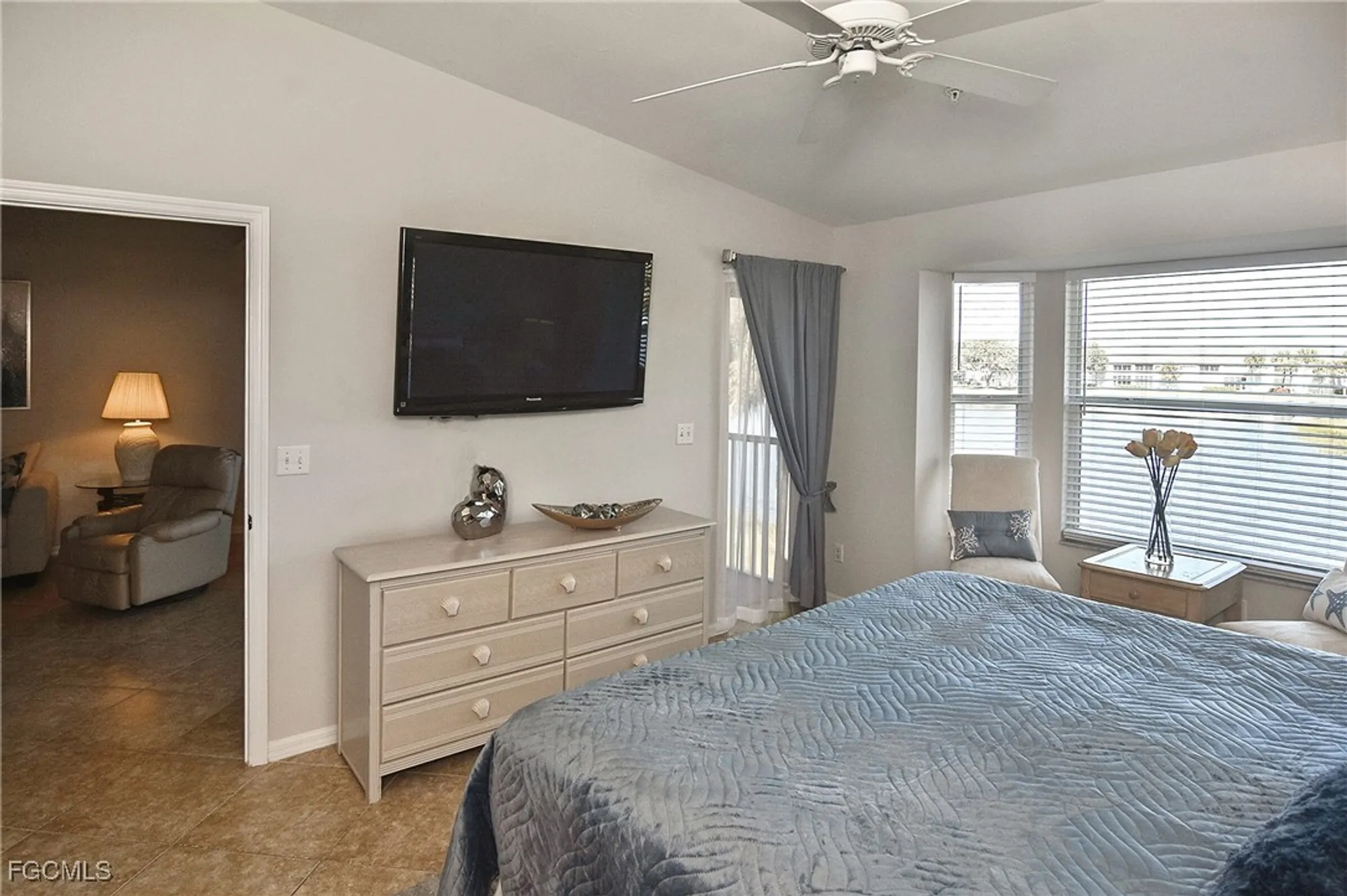 Property Slideshow image 22 of 50 | 8067 queen palm ln apt 625, Fort Myers, FL, 33966