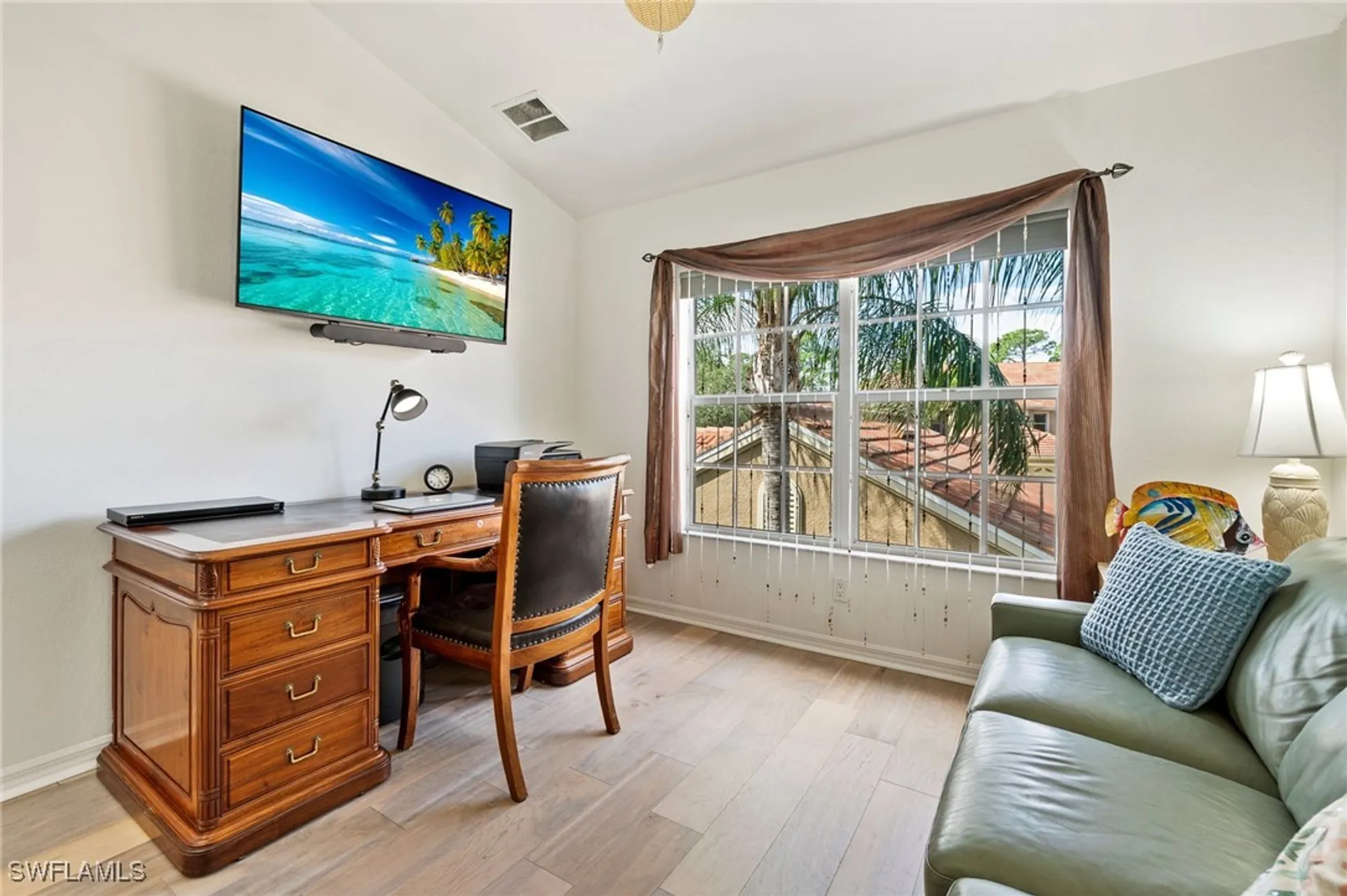 Property Slideshow image 18 of 24 | 20081 seagrove st 905, Estero, FL, 33928