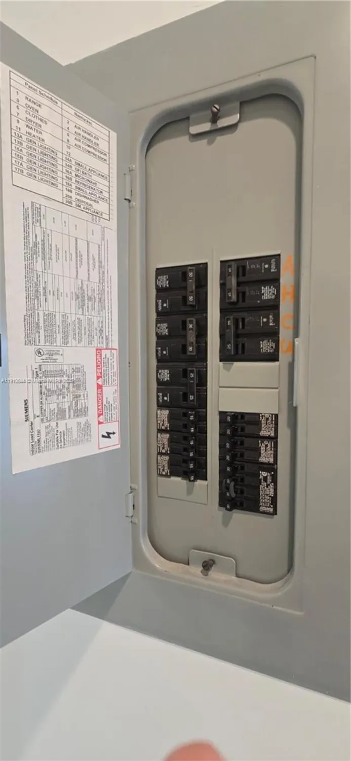 Property Slideshow image 27 of 38 | 7775 southampton ter 305, Tamarac, FL, 33321