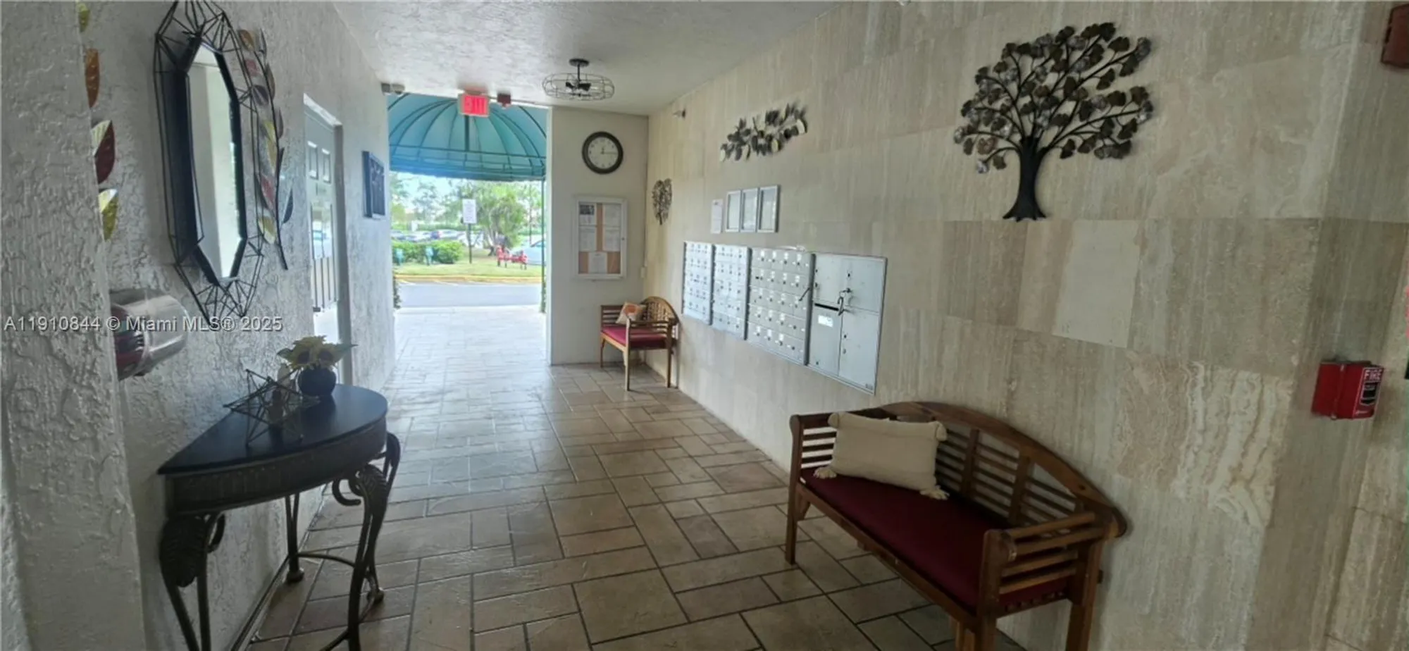 Property Slideshow image 34 of 38 | 7775 southampton ter 305, Tamarac, FL, 33321