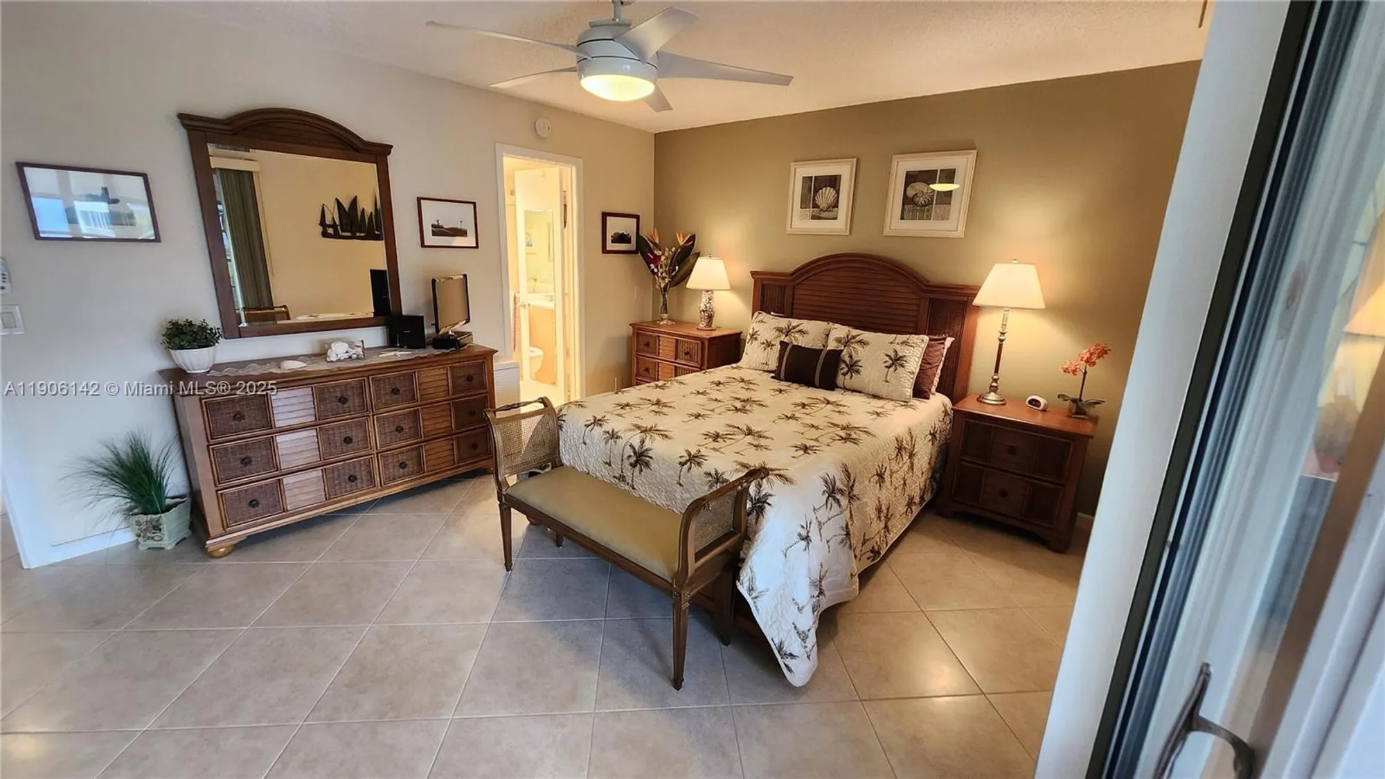 Property Slideshow image 14 of 42 | 2132 cambridge f # 2132, Deerfield Beach, FL, 33442