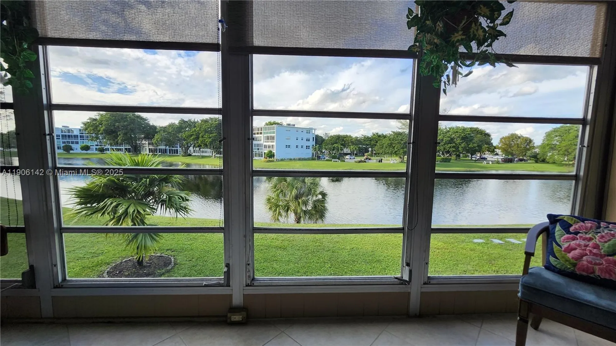 Property Slideshow image 1 of 42 | 2132 cambridge f # 2132, Deerfield Beach, FL, 33442