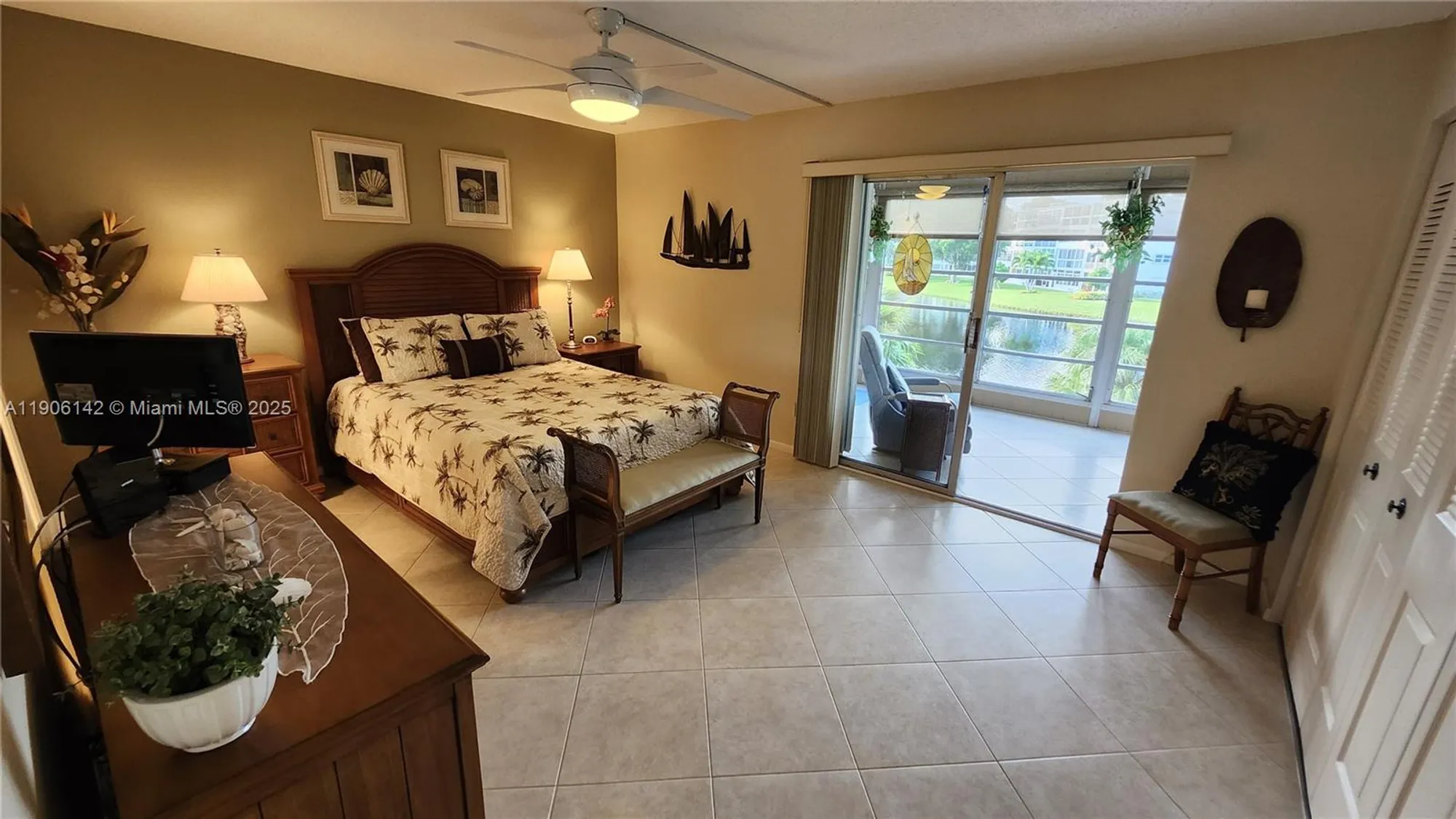 Property Slideshow image 13 of 42 | 2132 cambridge f # 2132, Deerfield Beach, FL, 33442