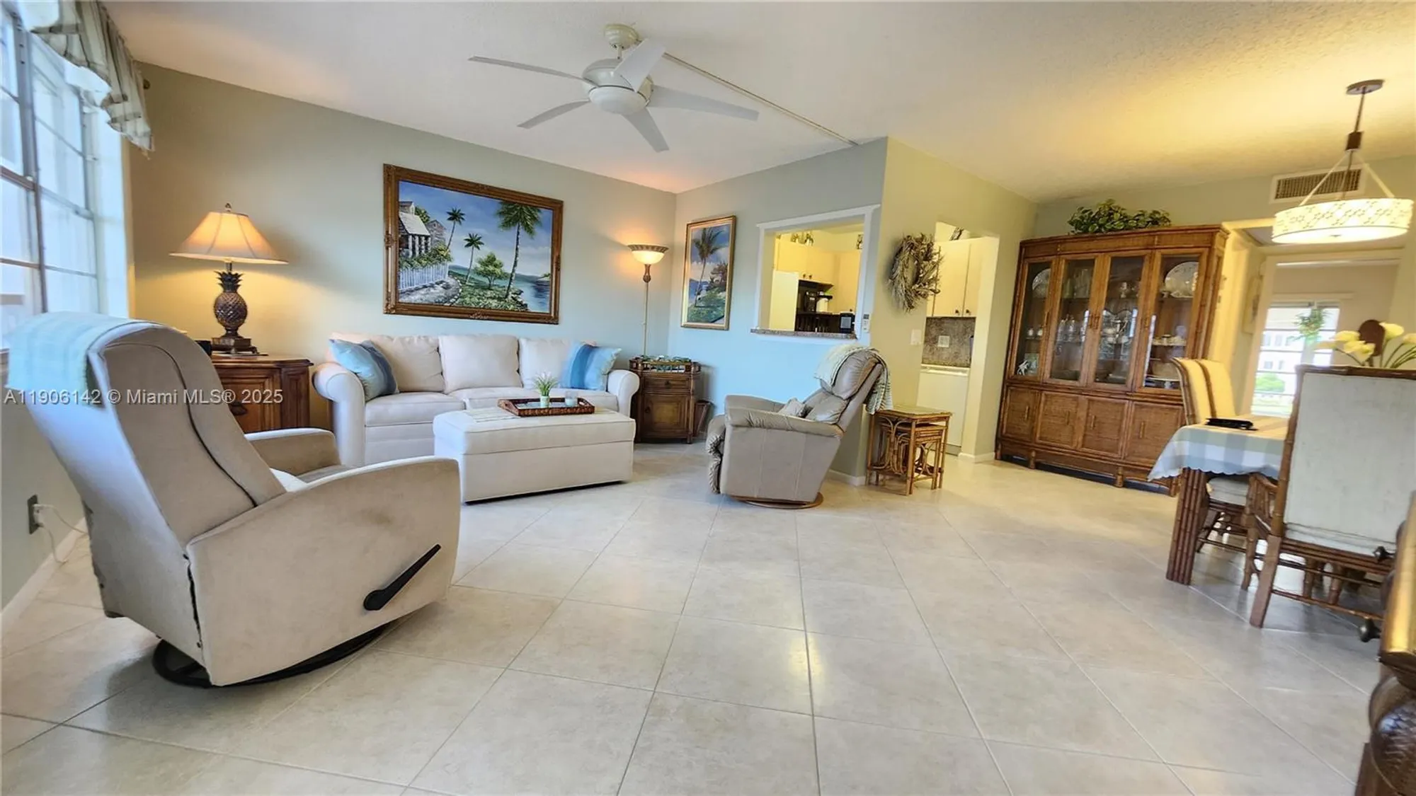 Property Slideshow image 5 of 42 | 2132 cambridge f # 2132, Deerfield Beach, FL, 33442