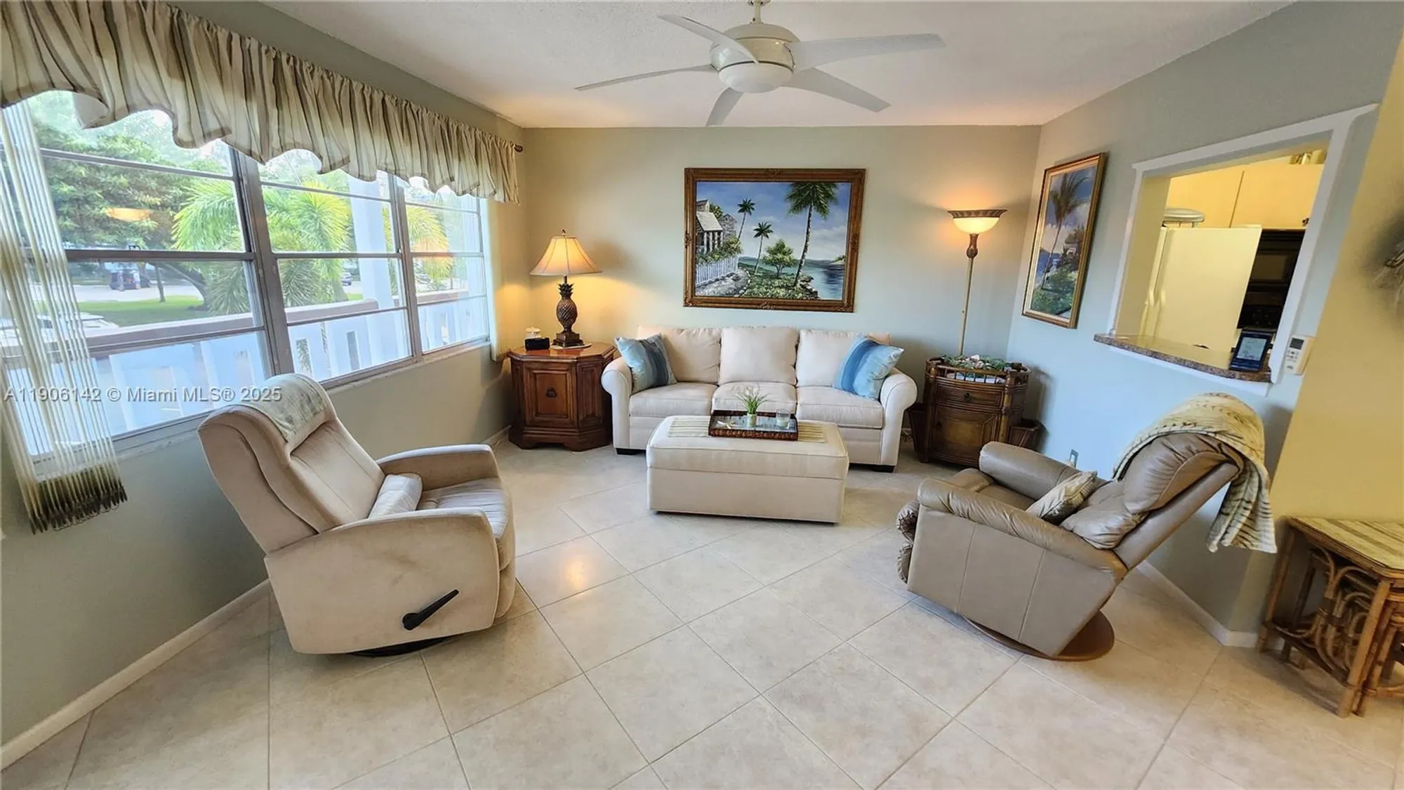 Property Slideshow image 6 of 42 | 2132 cambridge f # 2132, Deerfield Beach, FL, 33442