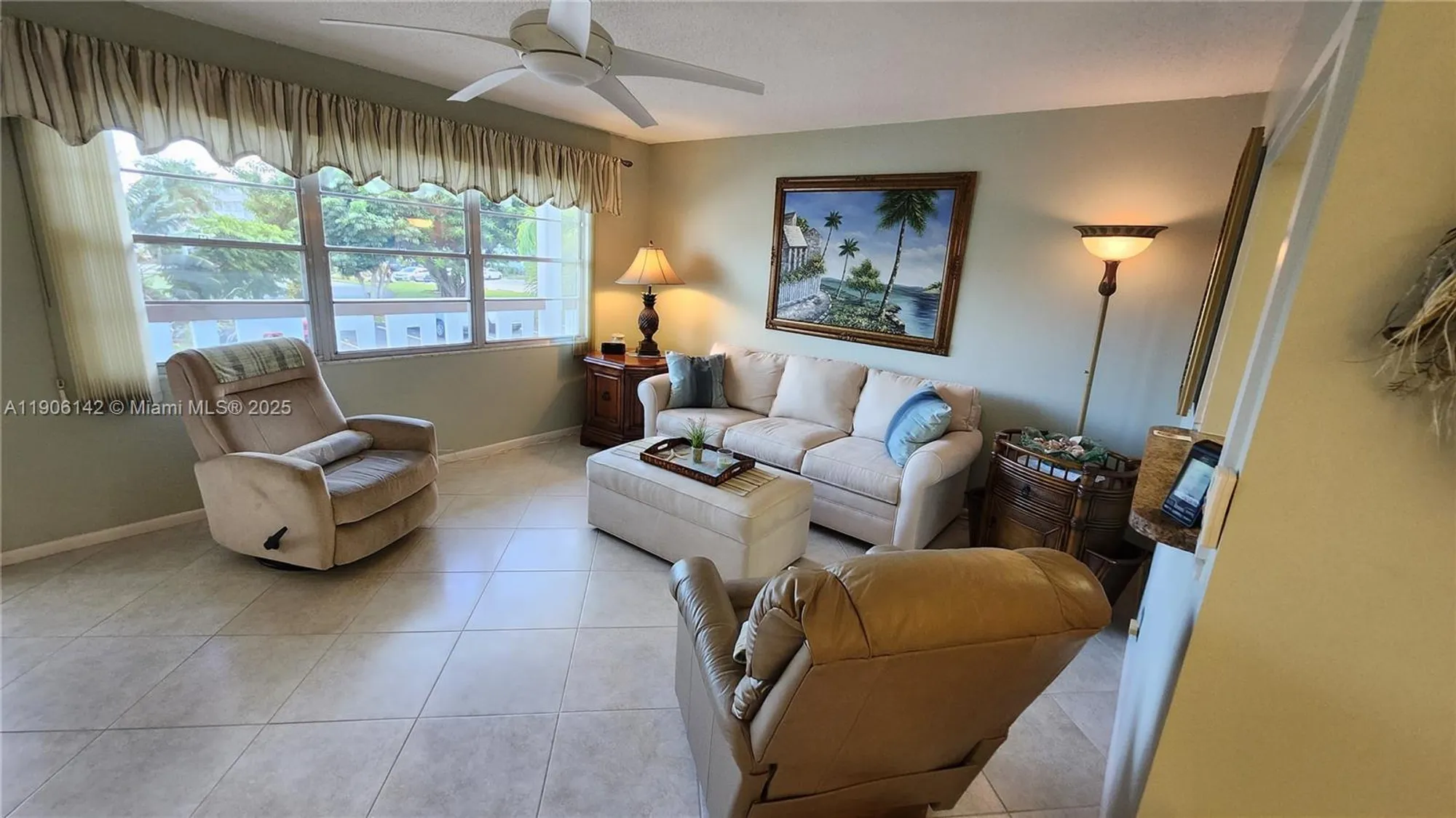 Property Slideshow image 8 of 42 | 2132 cambridge f # 2132, Deerfield Beach, FL, 33442