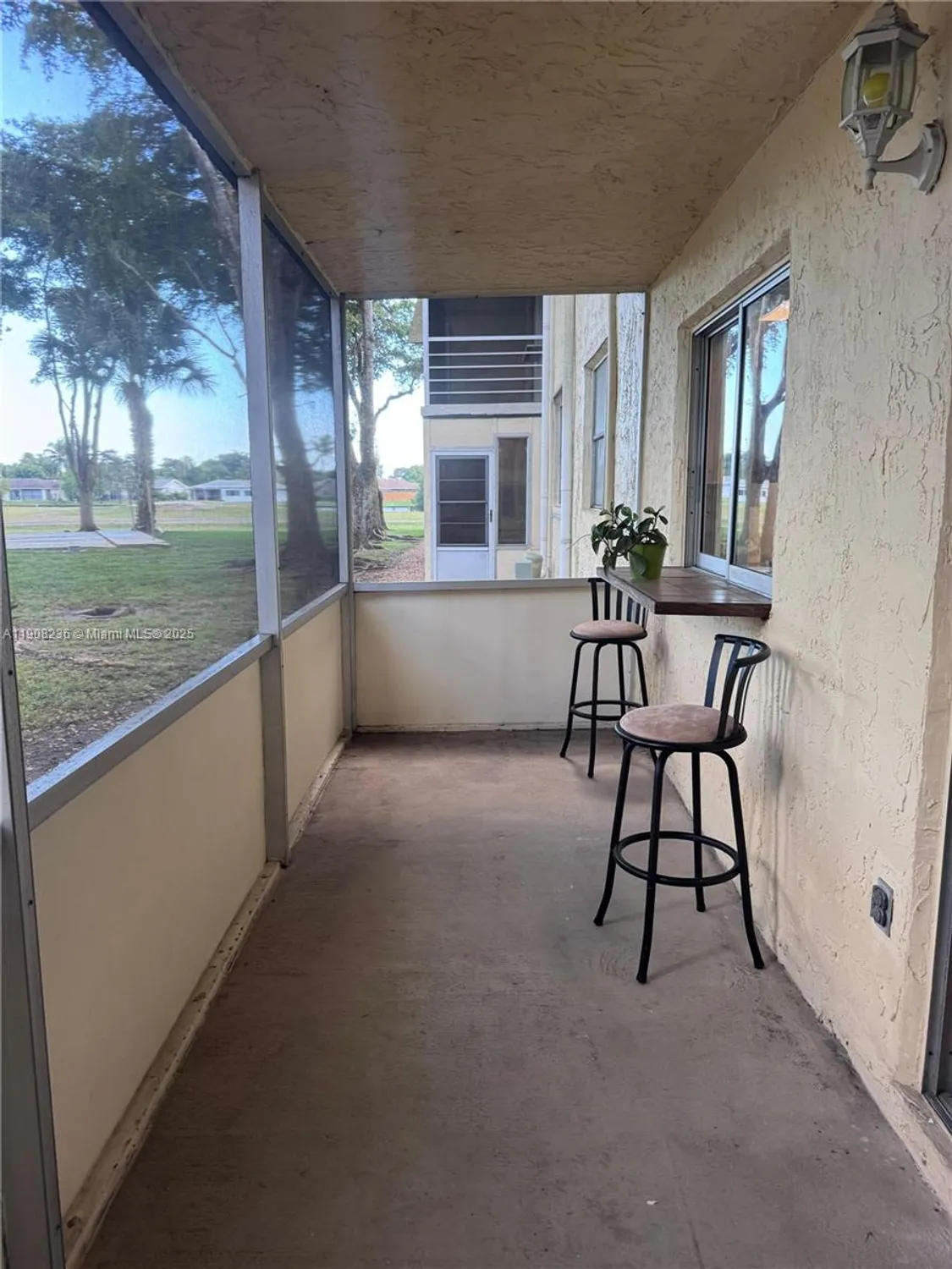 Property Slideshow image 17 of 20 | 9080 lime bay blvd apt 104, Tamarac, FL, 33321