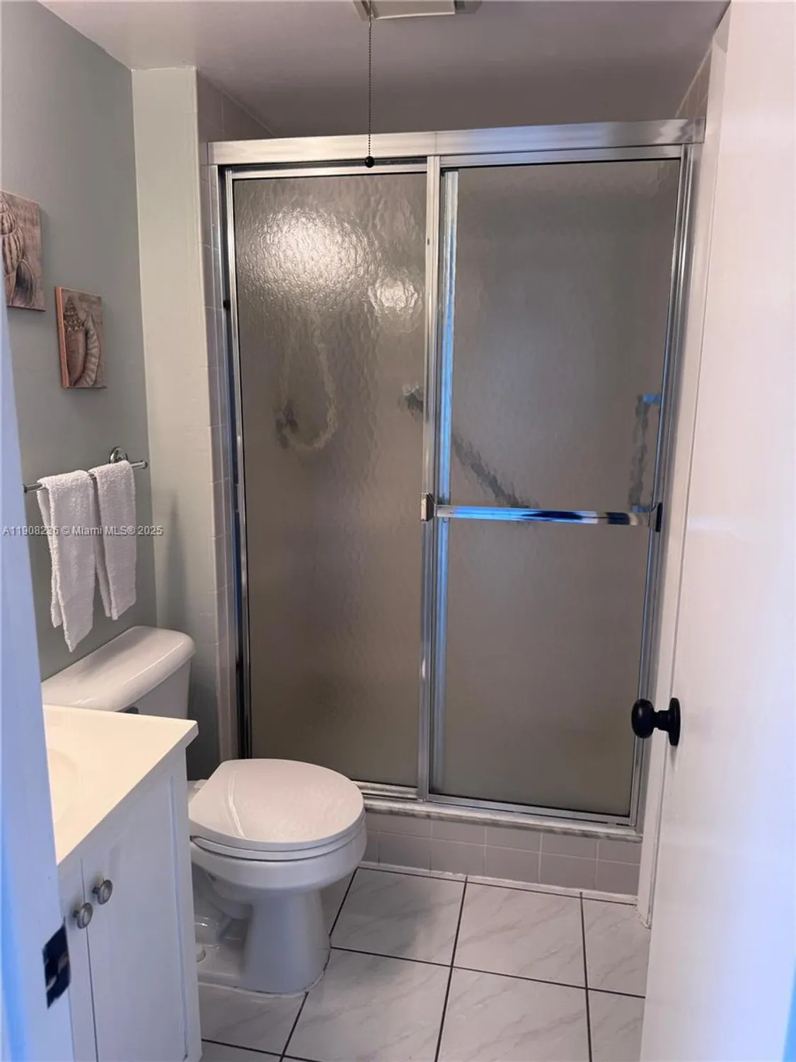 Property Slideshow image 13 of 20 | 9080 lime bay blvd apt 104, Tamarac, FL, 33321