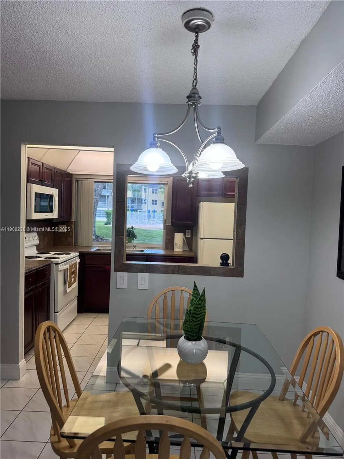 Property Slideshow image 4 of 20 | 9080 lime bay blvd apt 104, Tamarac, FL, 33321