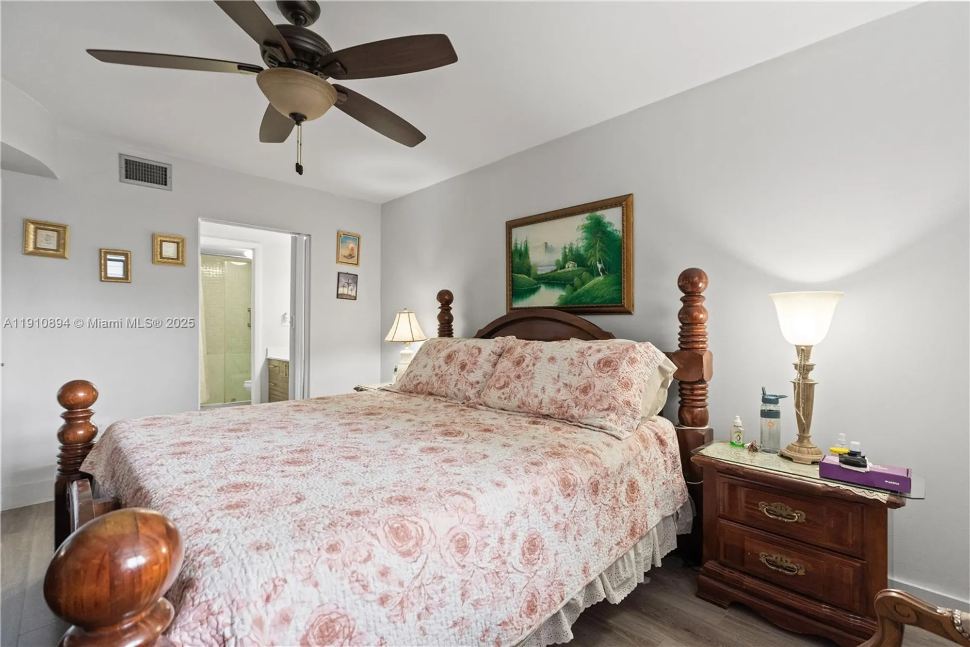 Property Slideshow image 13 of 63 | 1000 colony point cir apt 308, Pembroke Pines, FL, 33026