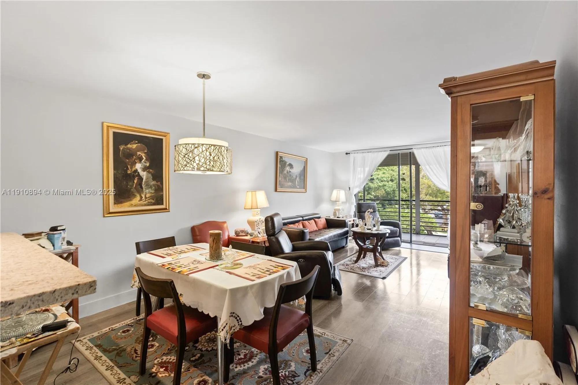 Property Slideshow image 20 of 63 | 1000 colony point cir apt 308, Pembroke Pines, FL, 33026