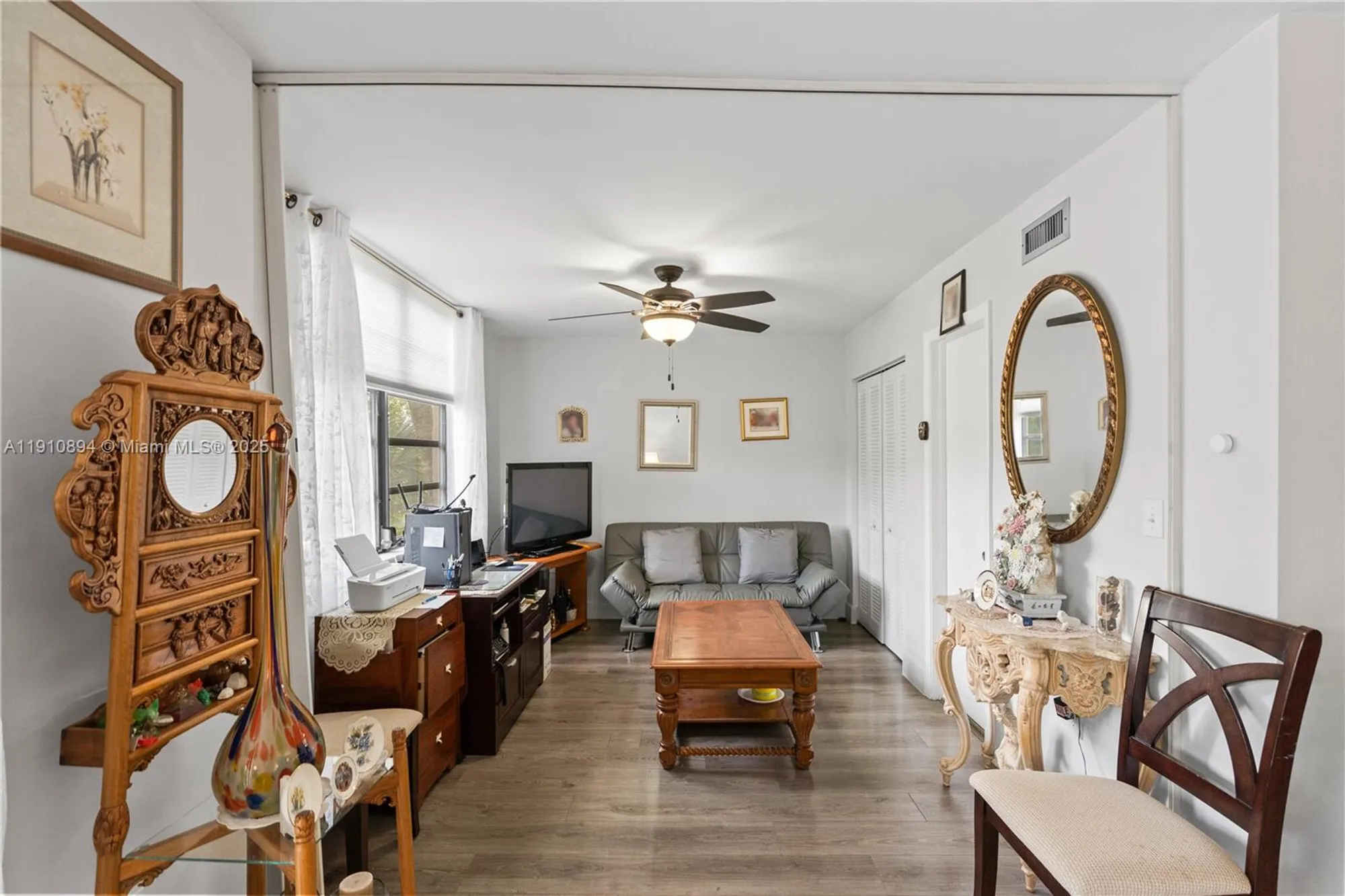 Property Slideshow image 37 of 63 | 1000 colony point cir apt 308, Pembroke Pines, FL, 33026