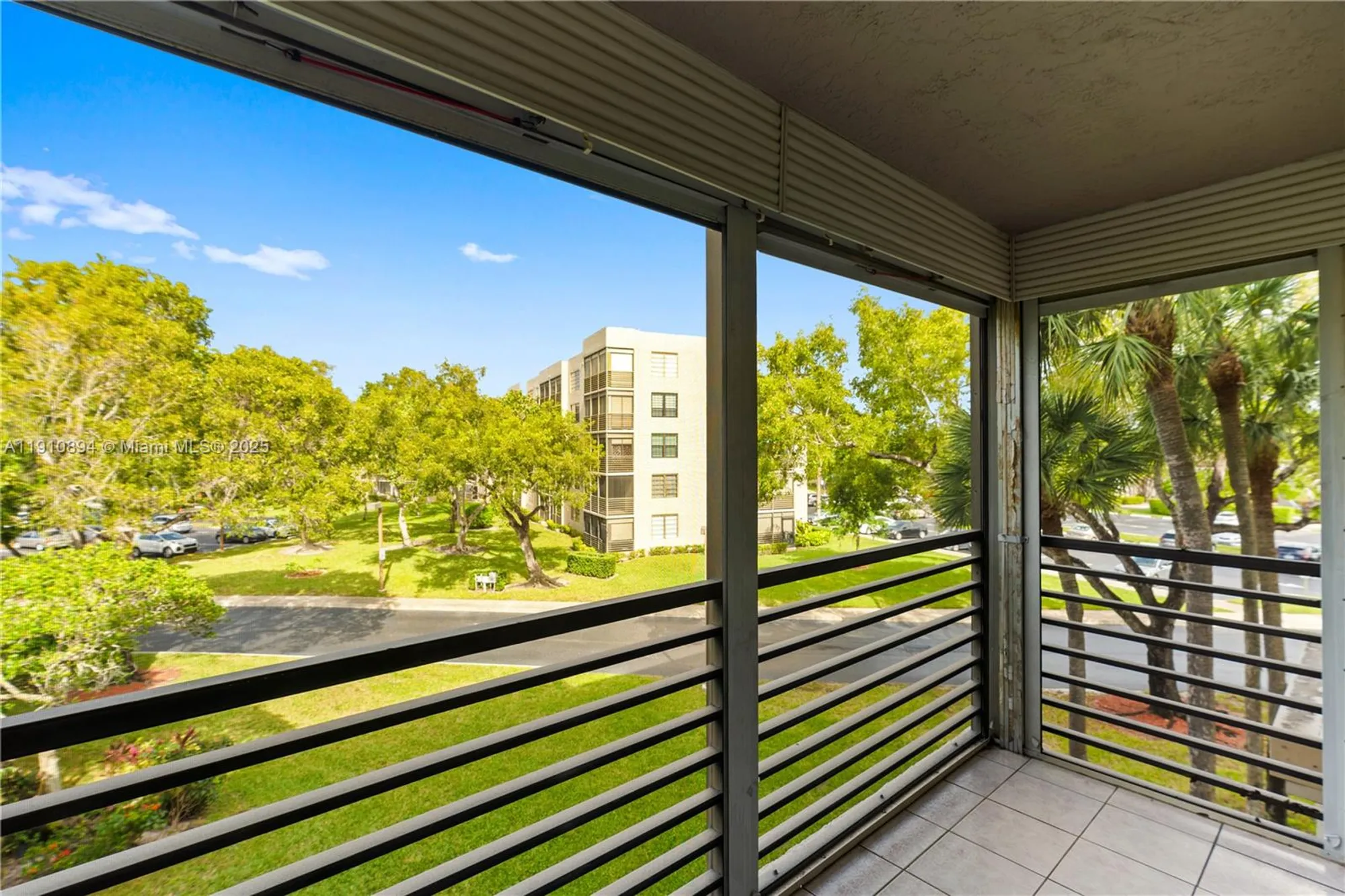 Property Slideshow image 46 of 63 | 1000 colony point cir apt 308, Pembroke Pines, FL, 33026