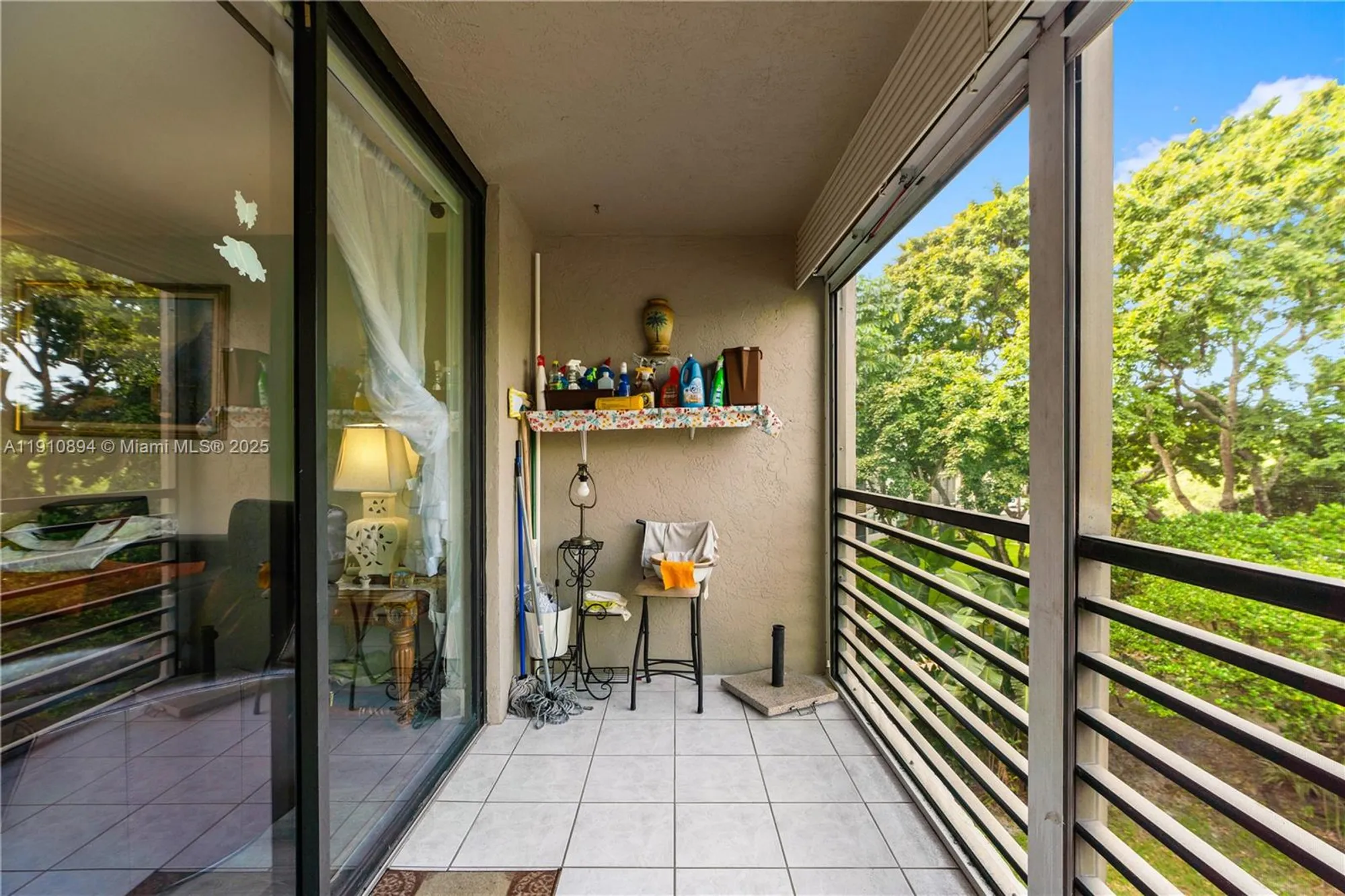 Property Slideshow image 40 of 63 | 1000 colony point cir apt 308, Pembroke Pines, FL, 33026