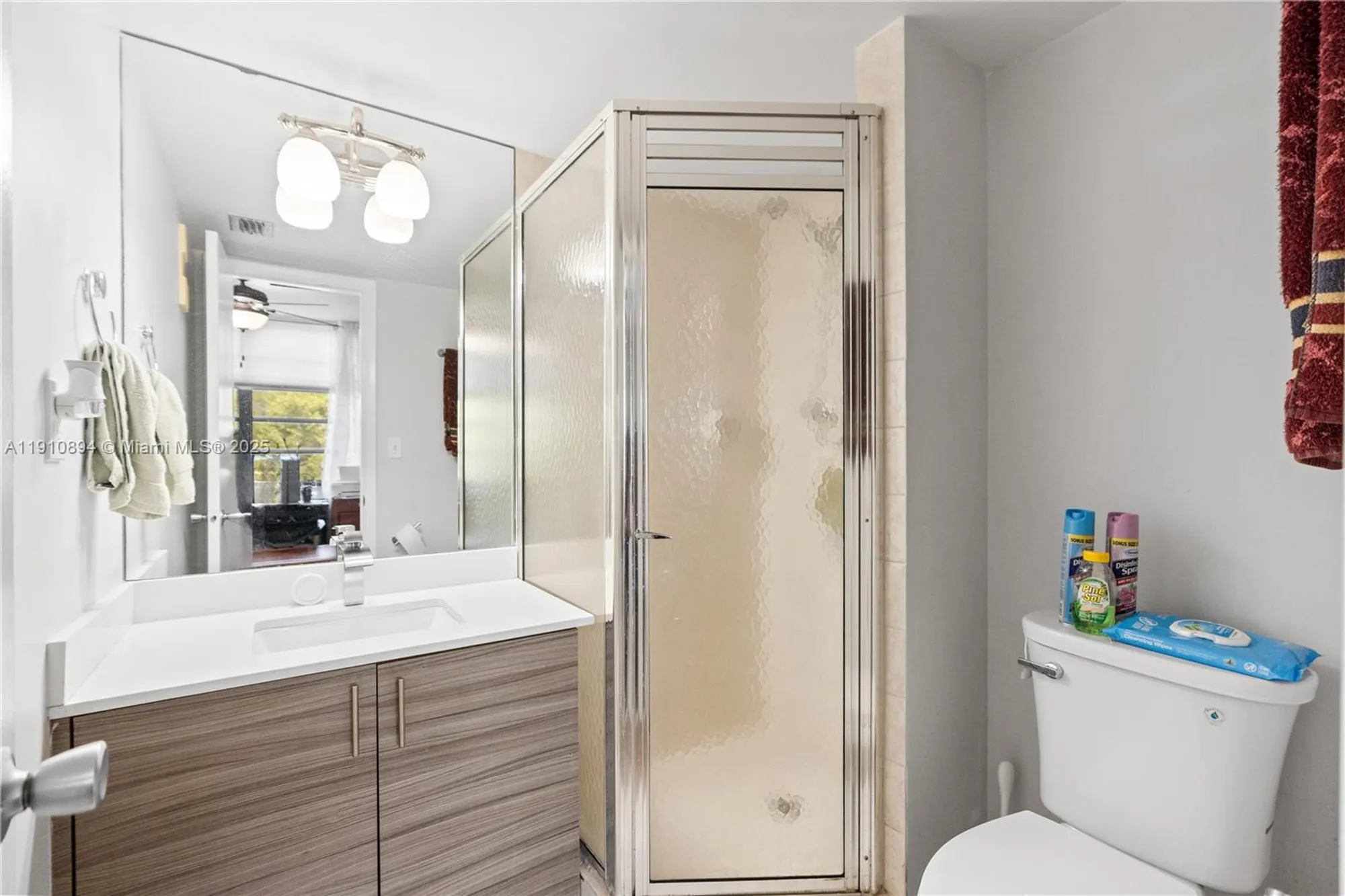 Property Slideshow image 43 of 63 | 1000 colony point cir apt 308, Pembroke Pines, FL, 33026