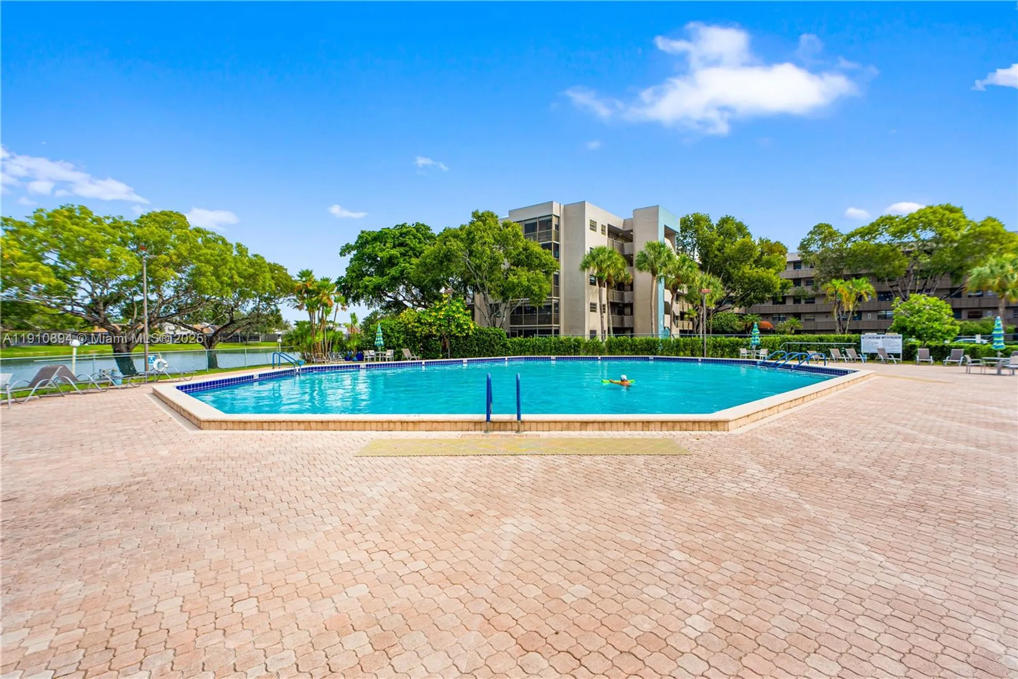 Property Slideshow image 58 of 63 | 1000 colony point cir apt 308, Pembroke Pines, FL, 33026