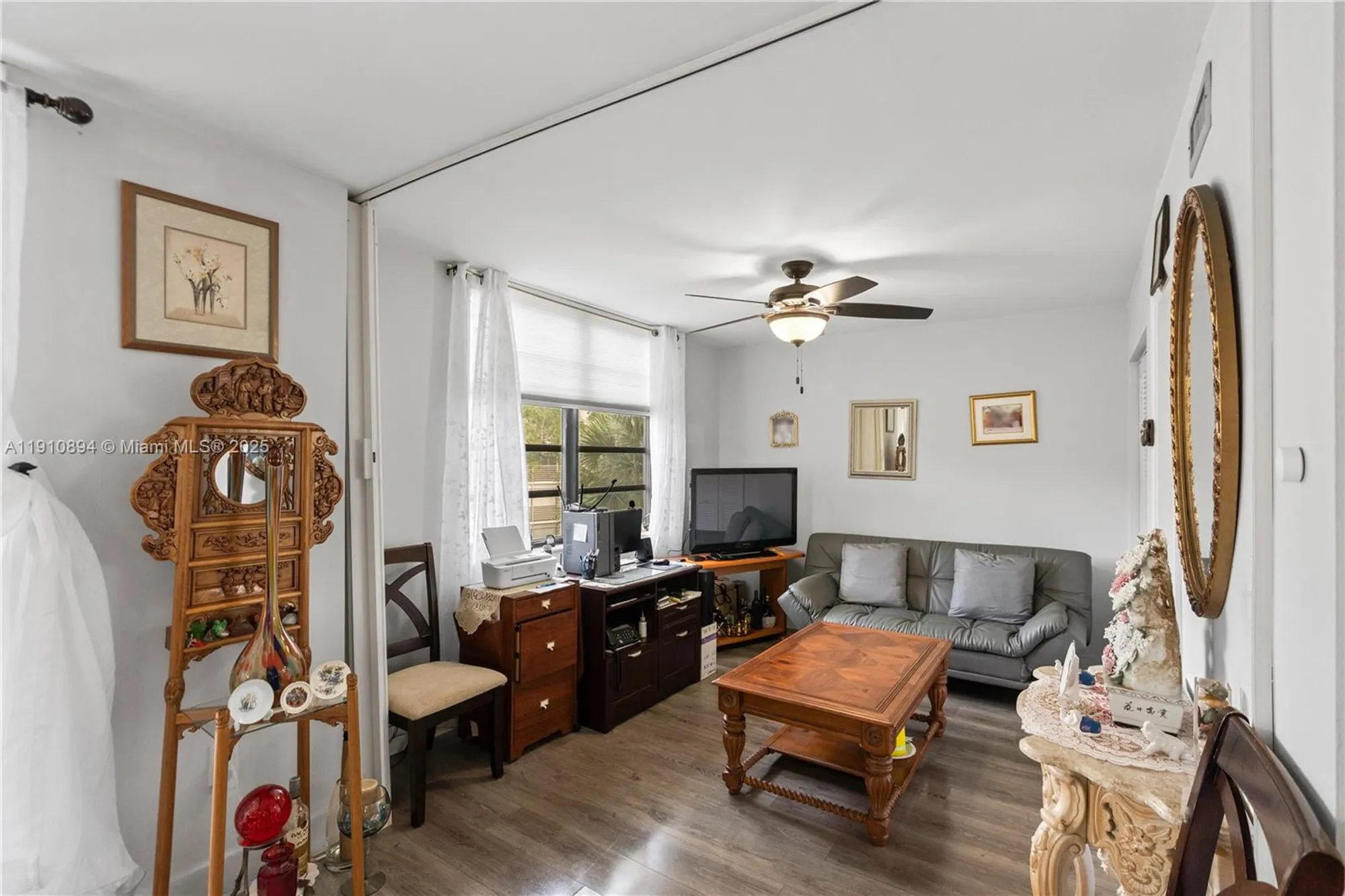 Property Slideshow image 9 of 63 | 1000 colony point cir apt 308, Pembroke Pines, FL, 33026