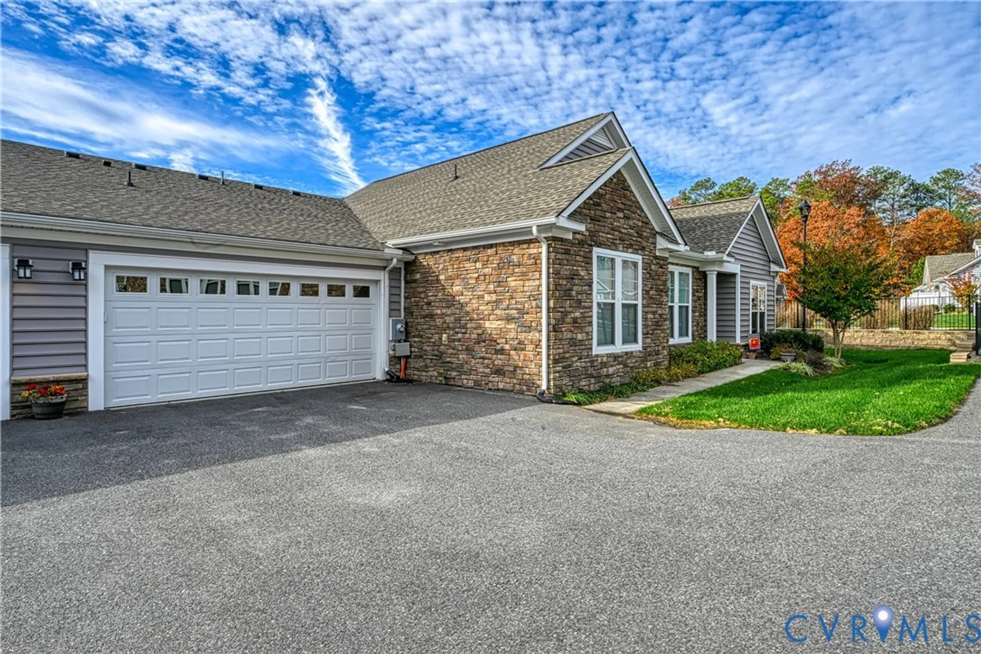 Property Slideshow image 35 of 45 | 1009 woodlet meadow ln, Midlothian, VA, 23114