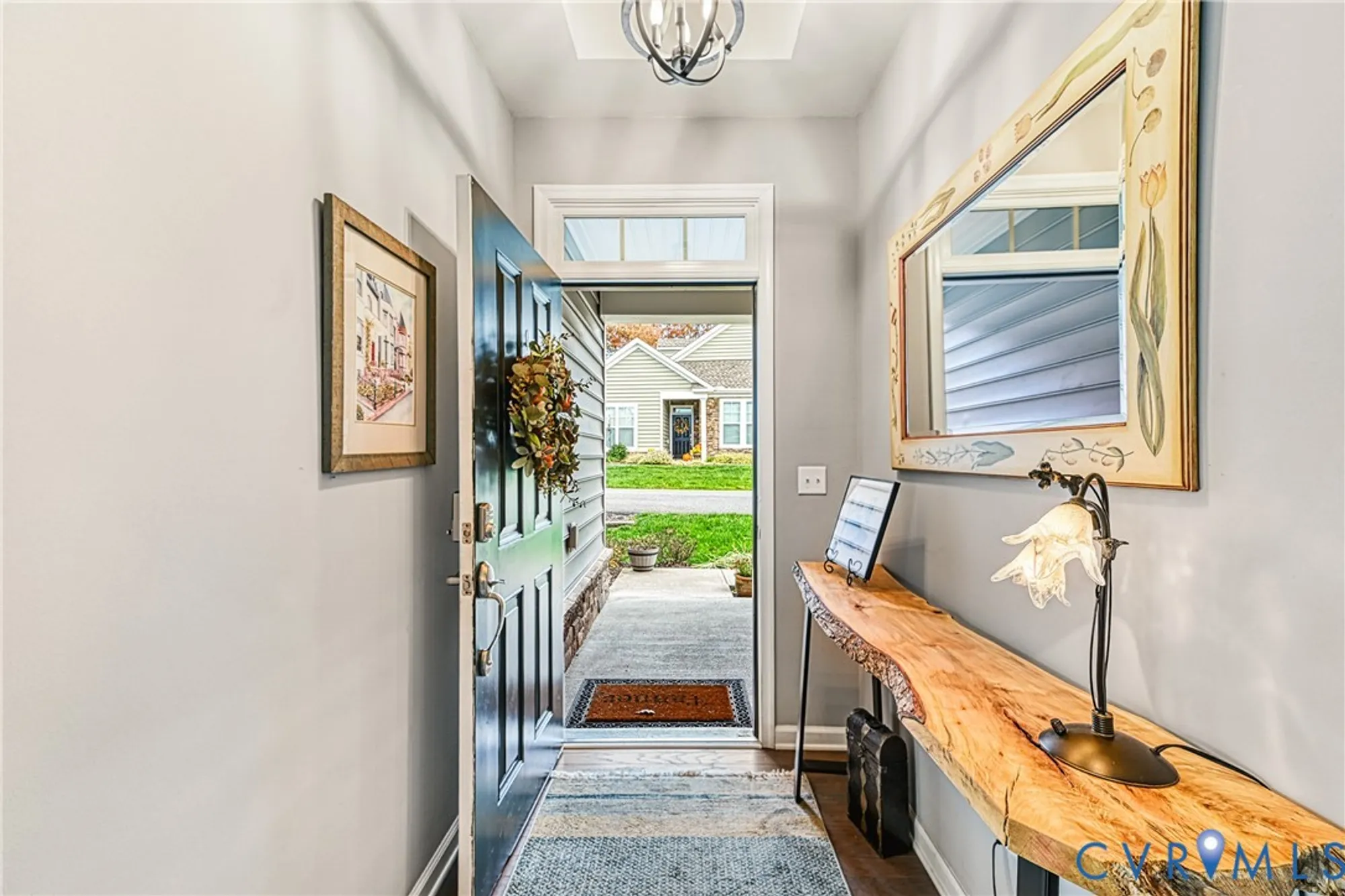 Property Slideshow image 3 of 45 | 1009 woodlet meadow ln, Midlothian, VA, 23114