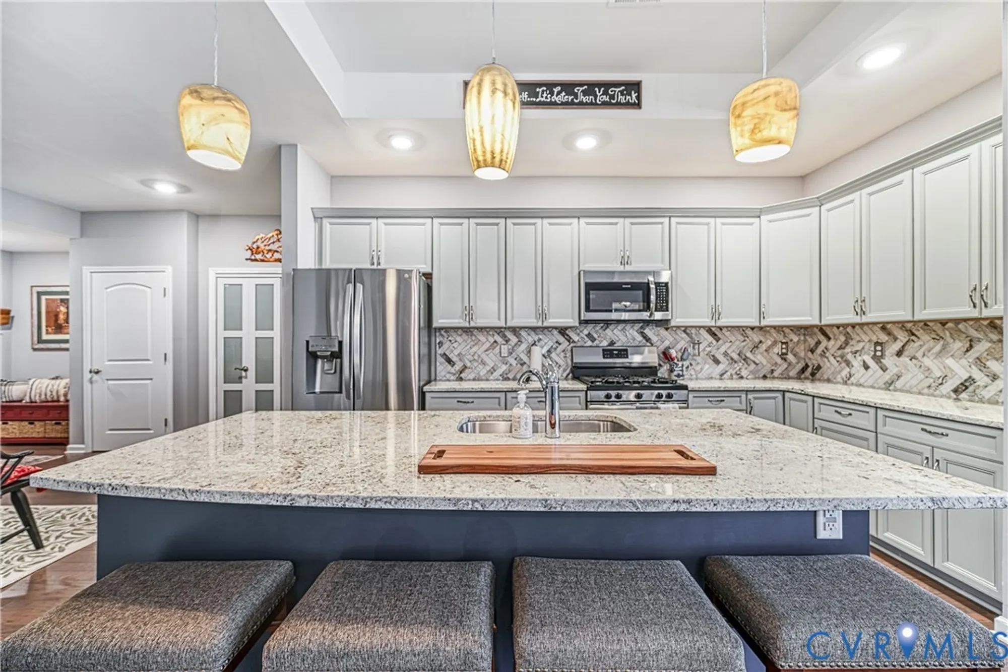 Property Slideshow image 4 of 45 | 1009 woodlet meadow ln, Midlothian, VA, 23114