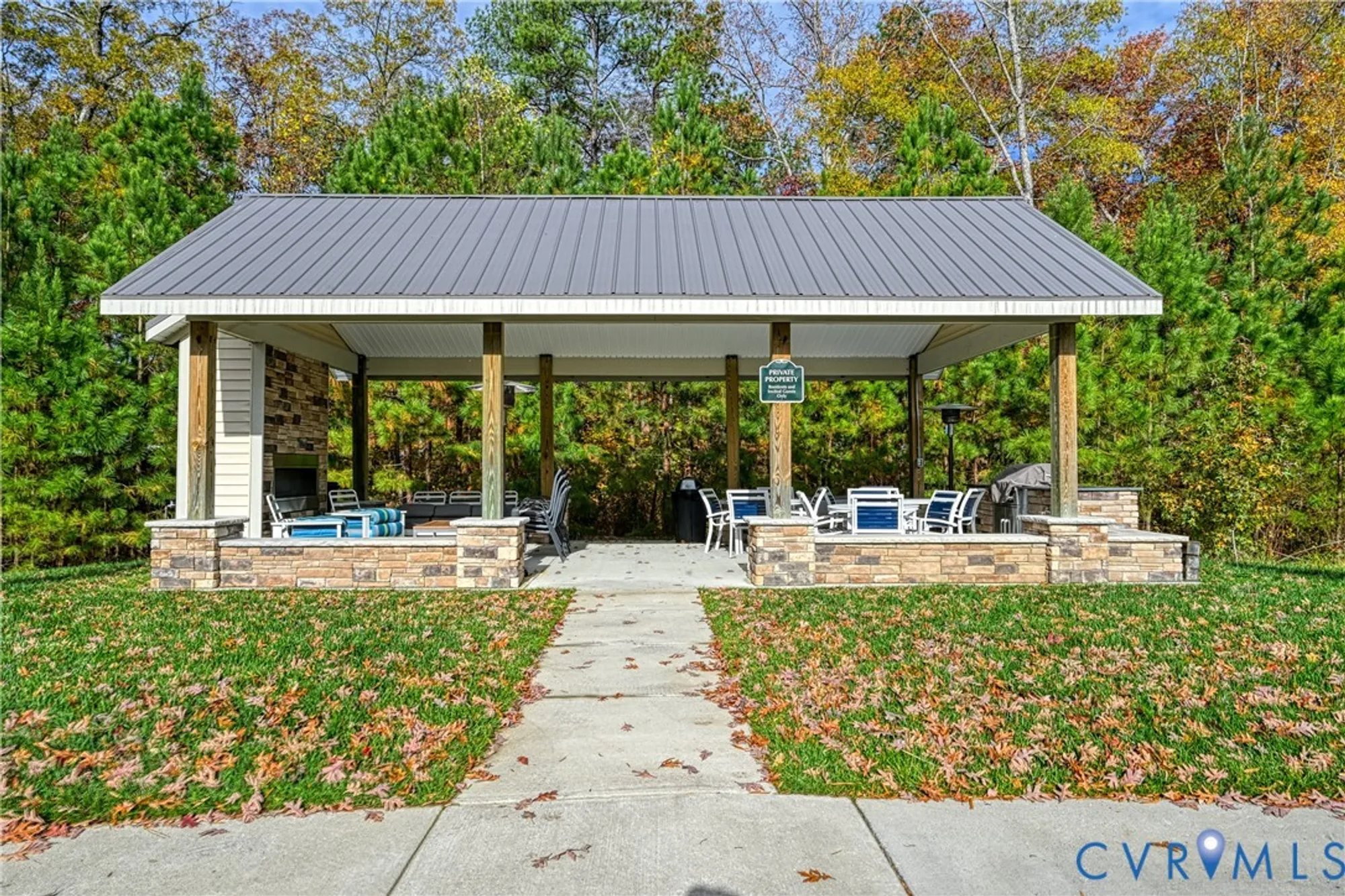 Property Slideshow image 40 of 45 | 1009 woodlet meadow ln, Midlothian, VA, 23114