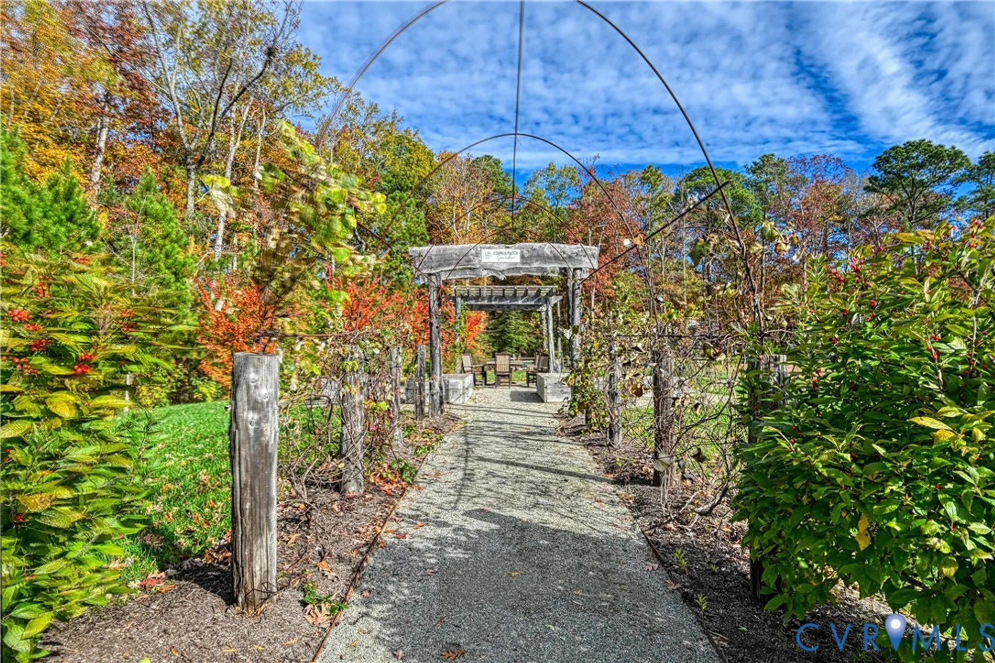 Property Slideshow image 41 of 45 | 1009 woodlet meadow ln, Midlothian, VA, 23114