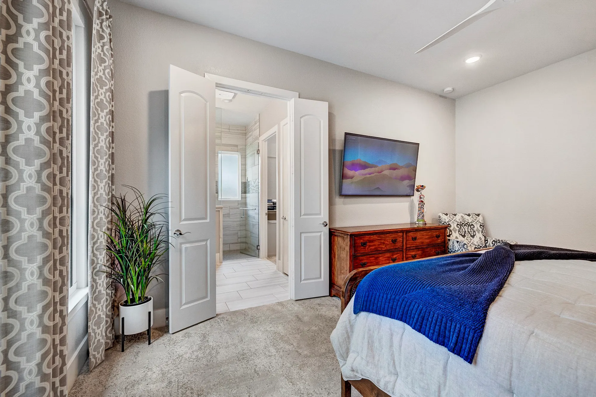 Property Slideshow image 36 of 48 | 327 n turks cap trl, Montgomery, TX, 77316