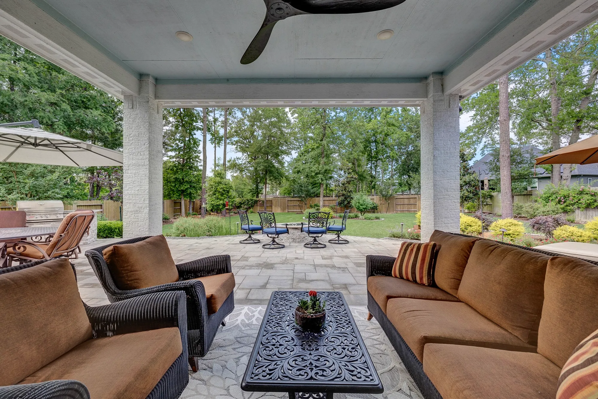 Property Slideshow image 38 of 48 | 327 n turks cap trl, Montgomery, TX, 77316