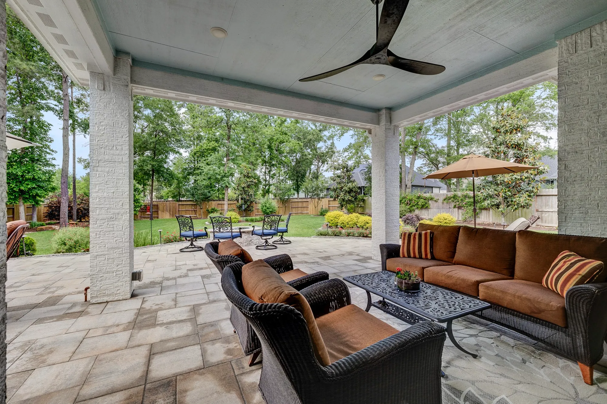 Property Slideshow image 39 of 48 | 327 n turks cap trl, Montgomery, TX, 77316