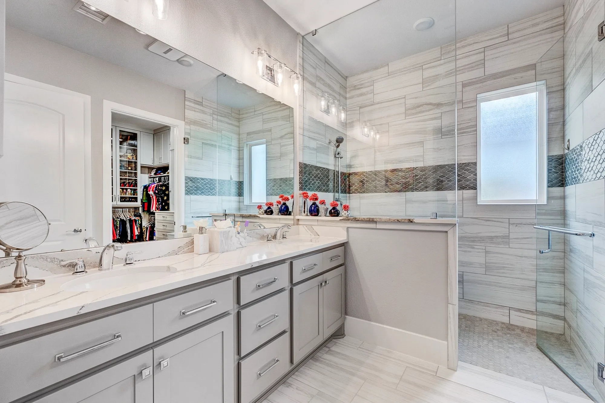 Property Slideshow image 33 of 48 | 327 n turks cap trl, Montgomery, TX, 77316