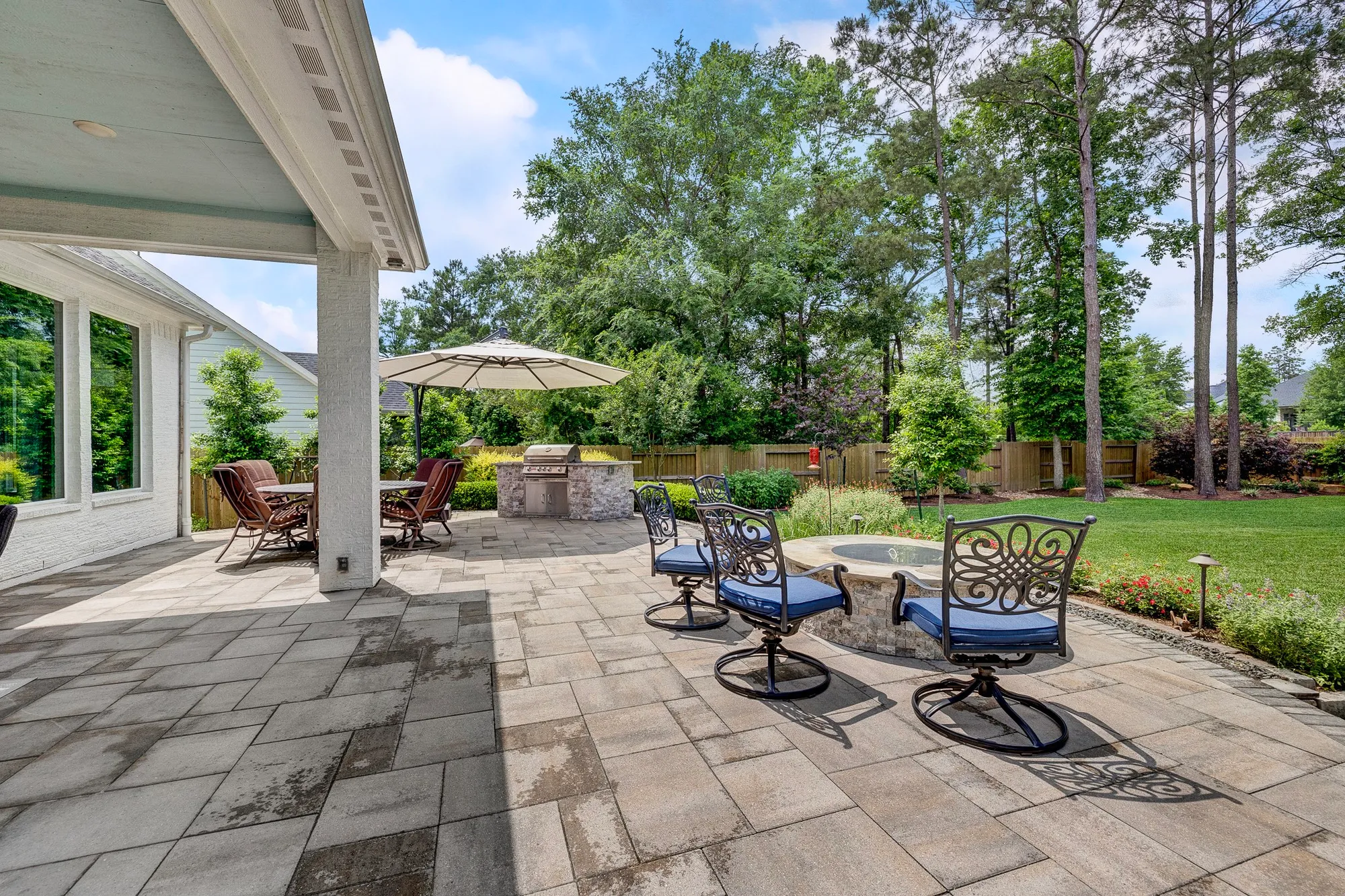 Property Slideshow image 43 of 48 | 327 n turks cap trl, Montgomery, TX, 77316