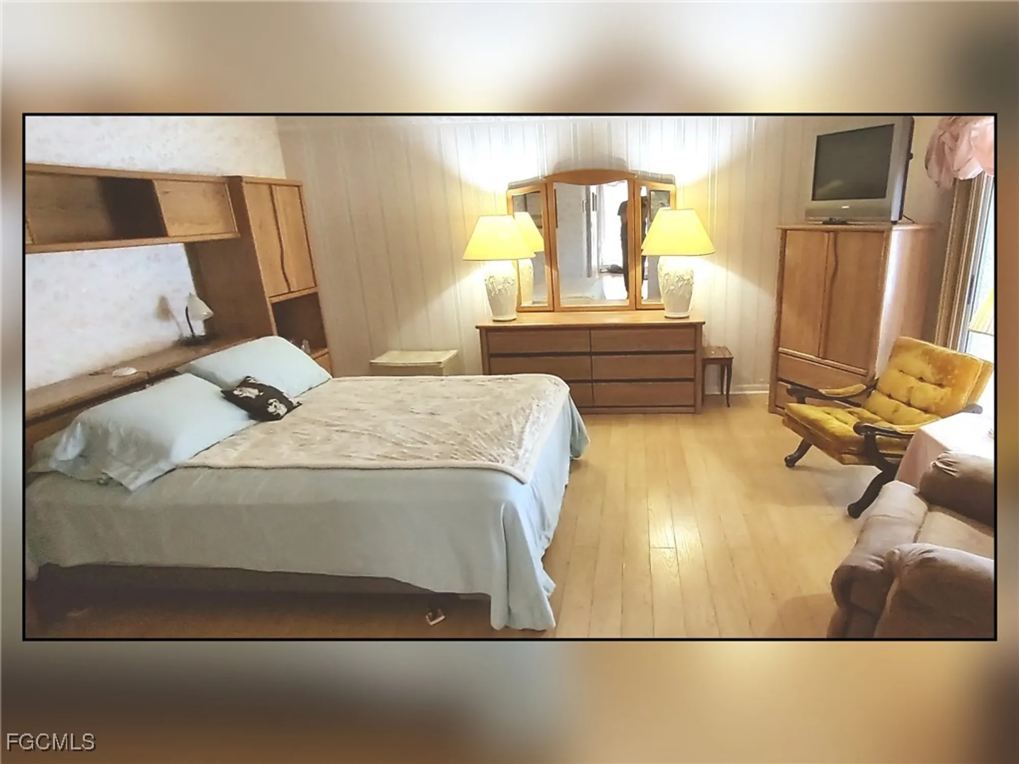 Property Slideshow image 20 of 33 | 18409 orangecrest ct, Lehigh Acres, FL, 33936