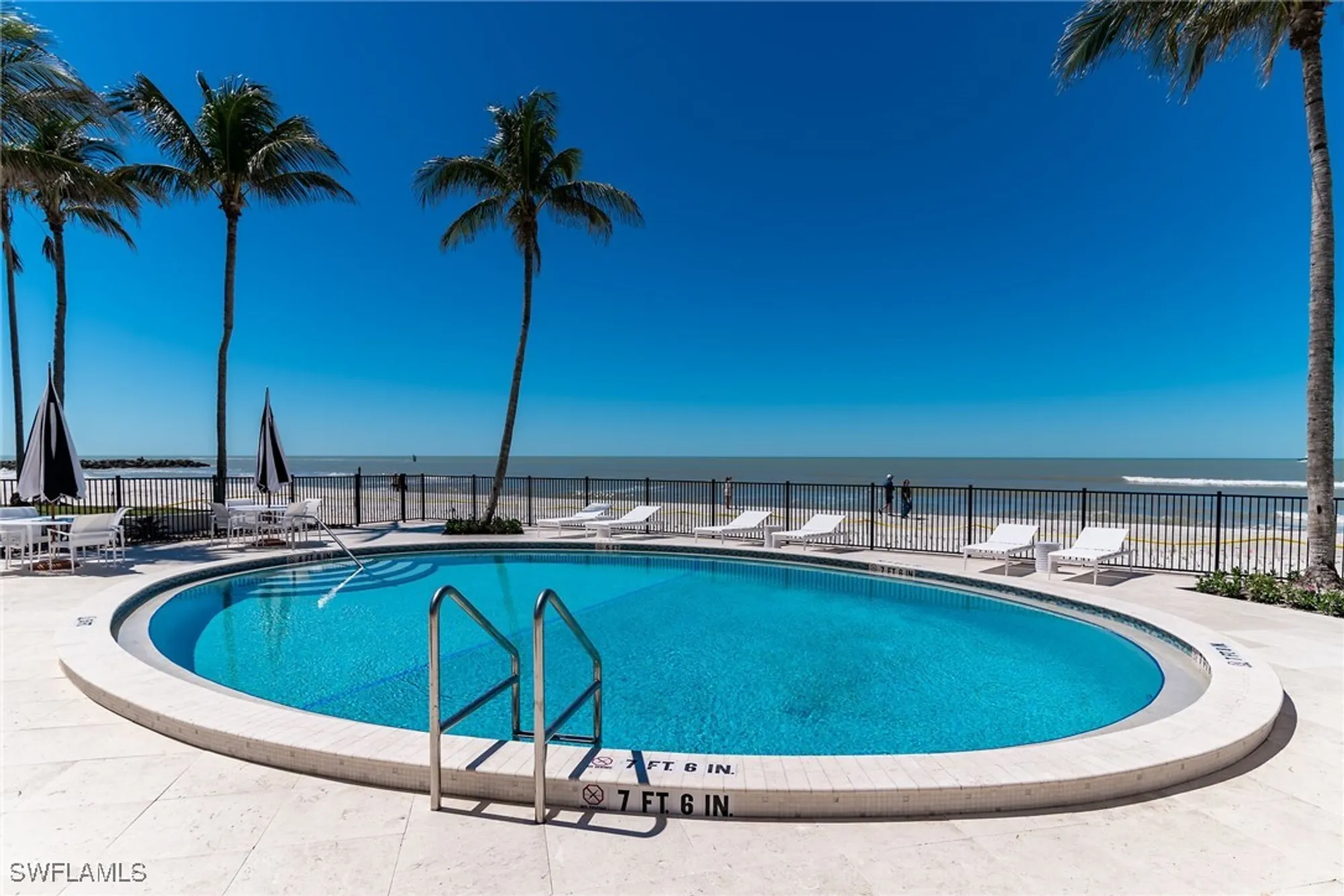 Property Slideshow image 25 of 37 | 2401 gulf shore blvd 13, Naples, FL, 34103