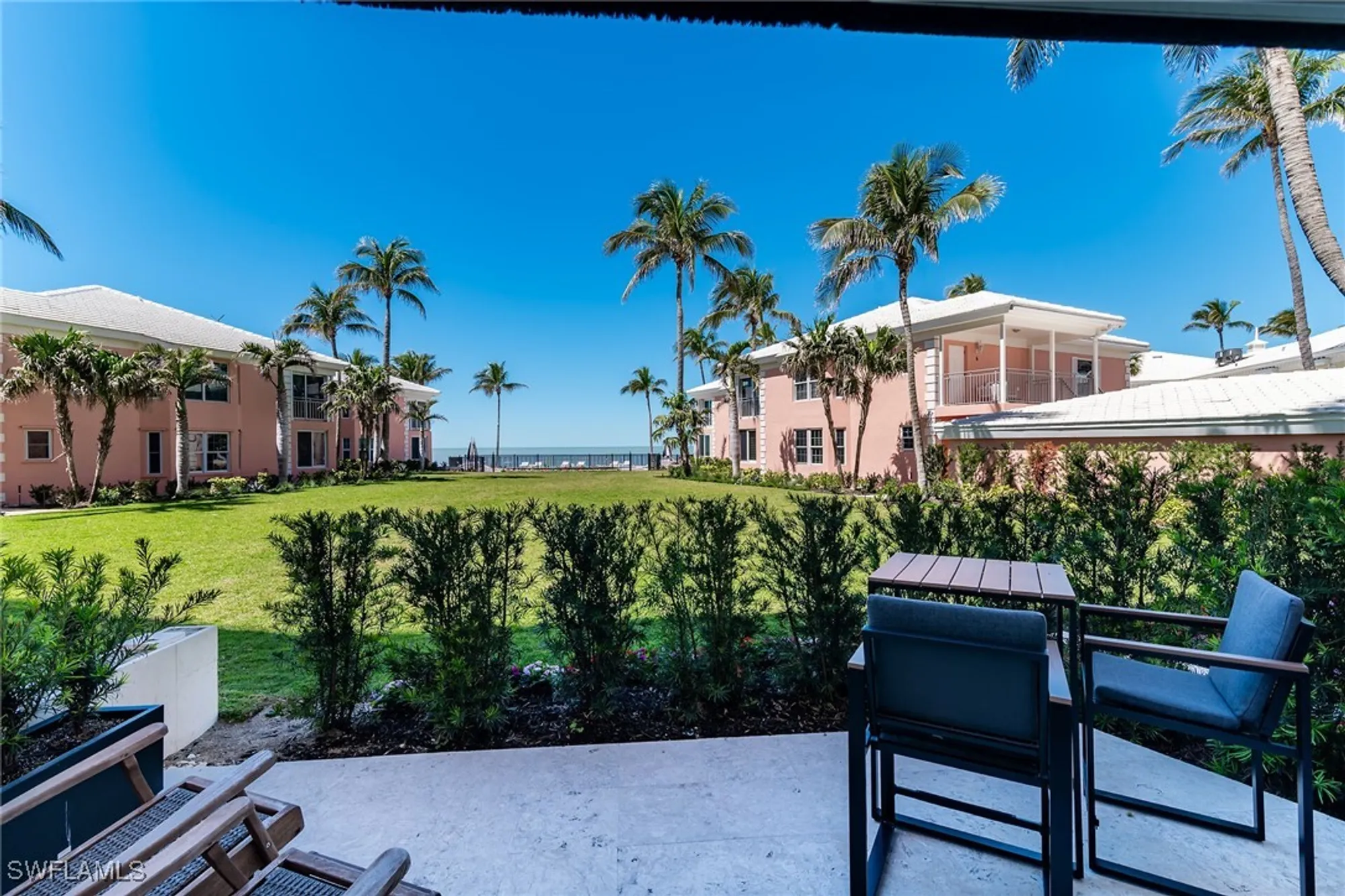 Property Slideshow image 22 of 37 | 2401 gulf shore blvd 13, Naples, FL, 34103