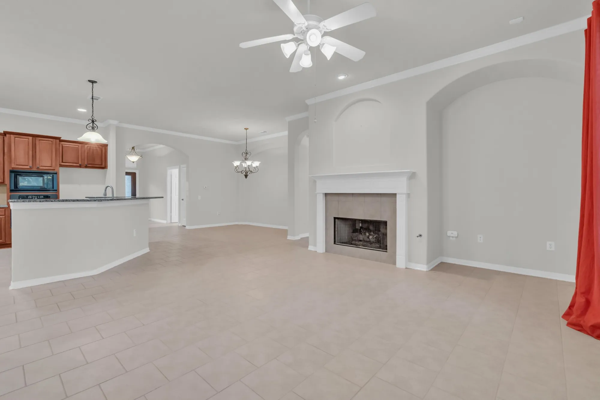 Property Slideshow image 18 of 46 | 34 windsor bridge dr, Conroe, TX, 77384