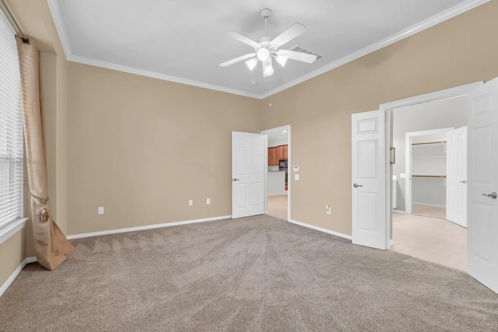 Property Slideshow image 24 of 46 | 34 windsor bridge dr, Conroe, TX, 77384