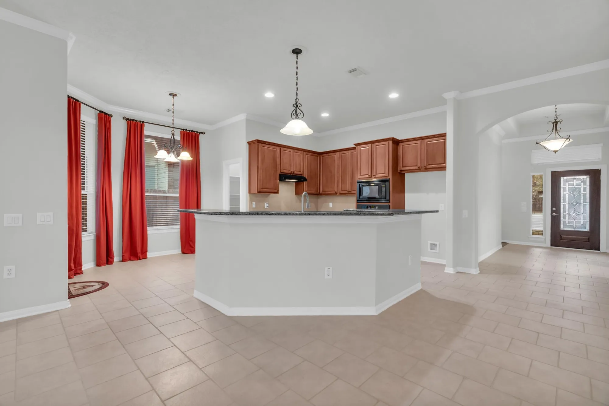 Property Slideshow image 21 of 46 | 34 windsor bridge dr, Conroe, TX, 77384