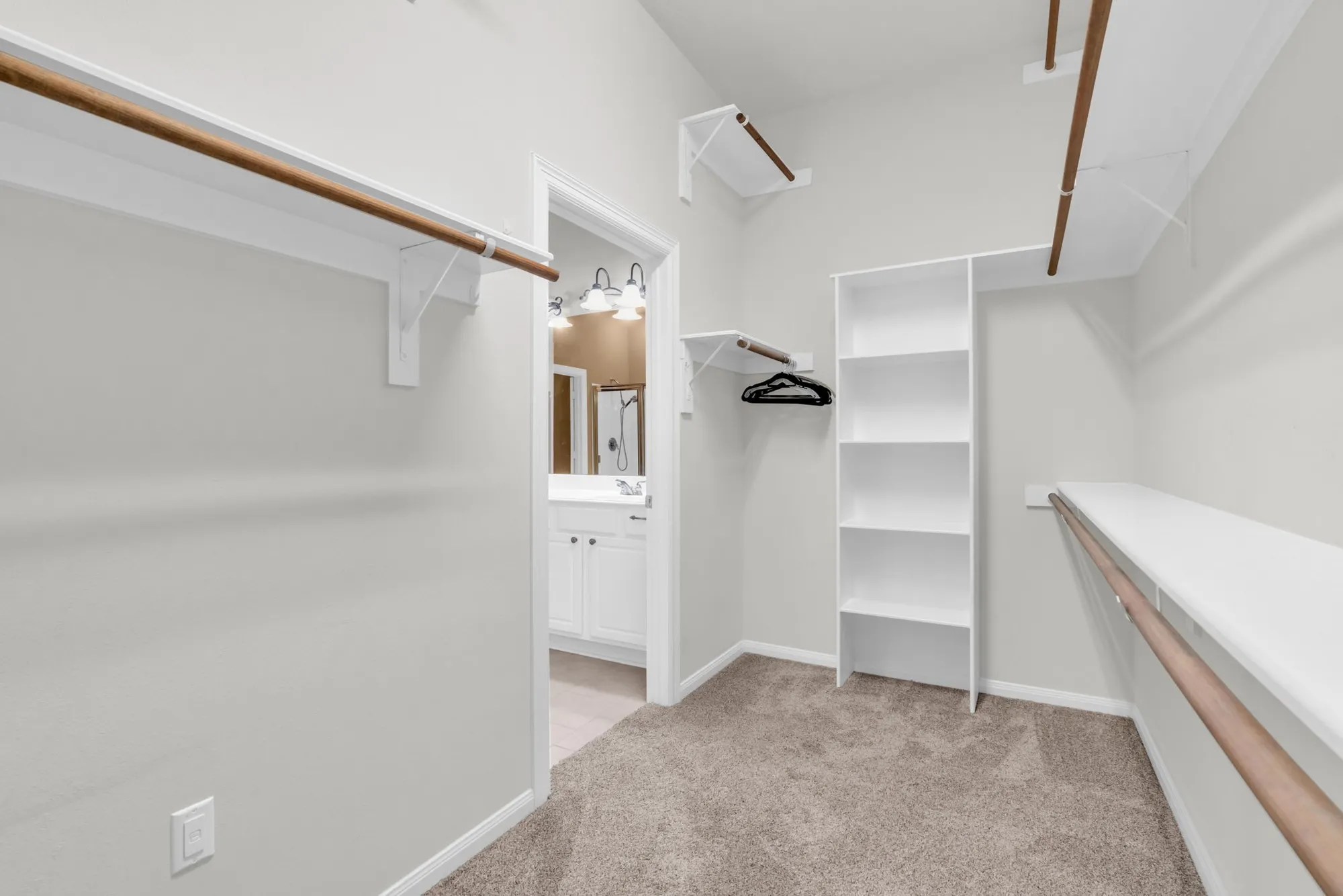 Property Slideshow image 31 of 46 | 34 windsor bridge dr, Conroe, TX, 77384