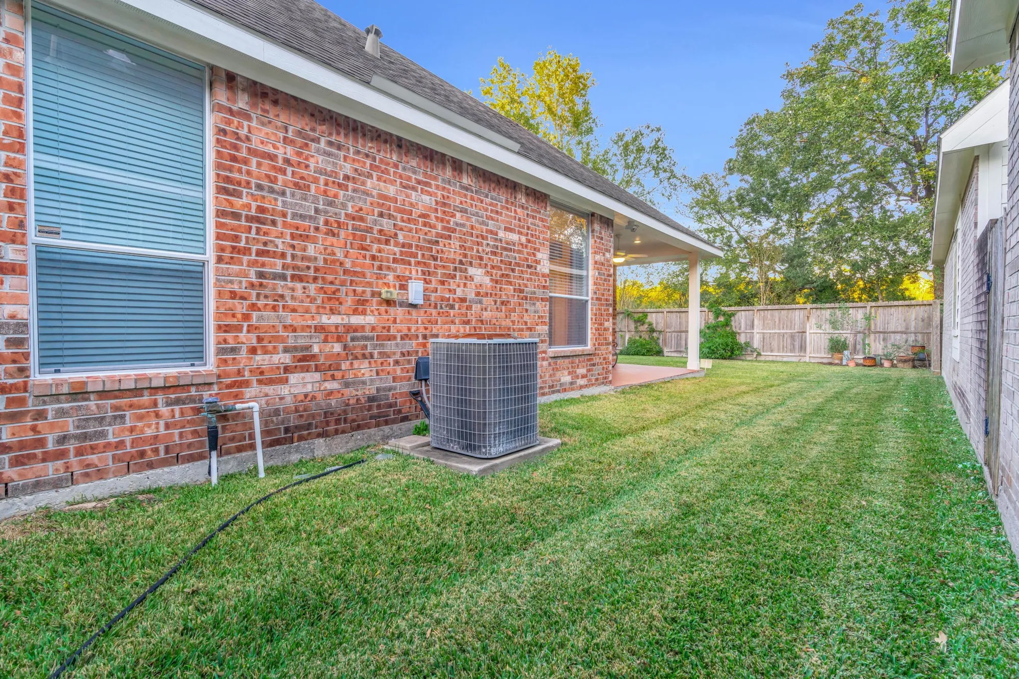 Property Slideshow image 41 of 46 | 34 windsor bridge dr, Conroe, TX, 77384