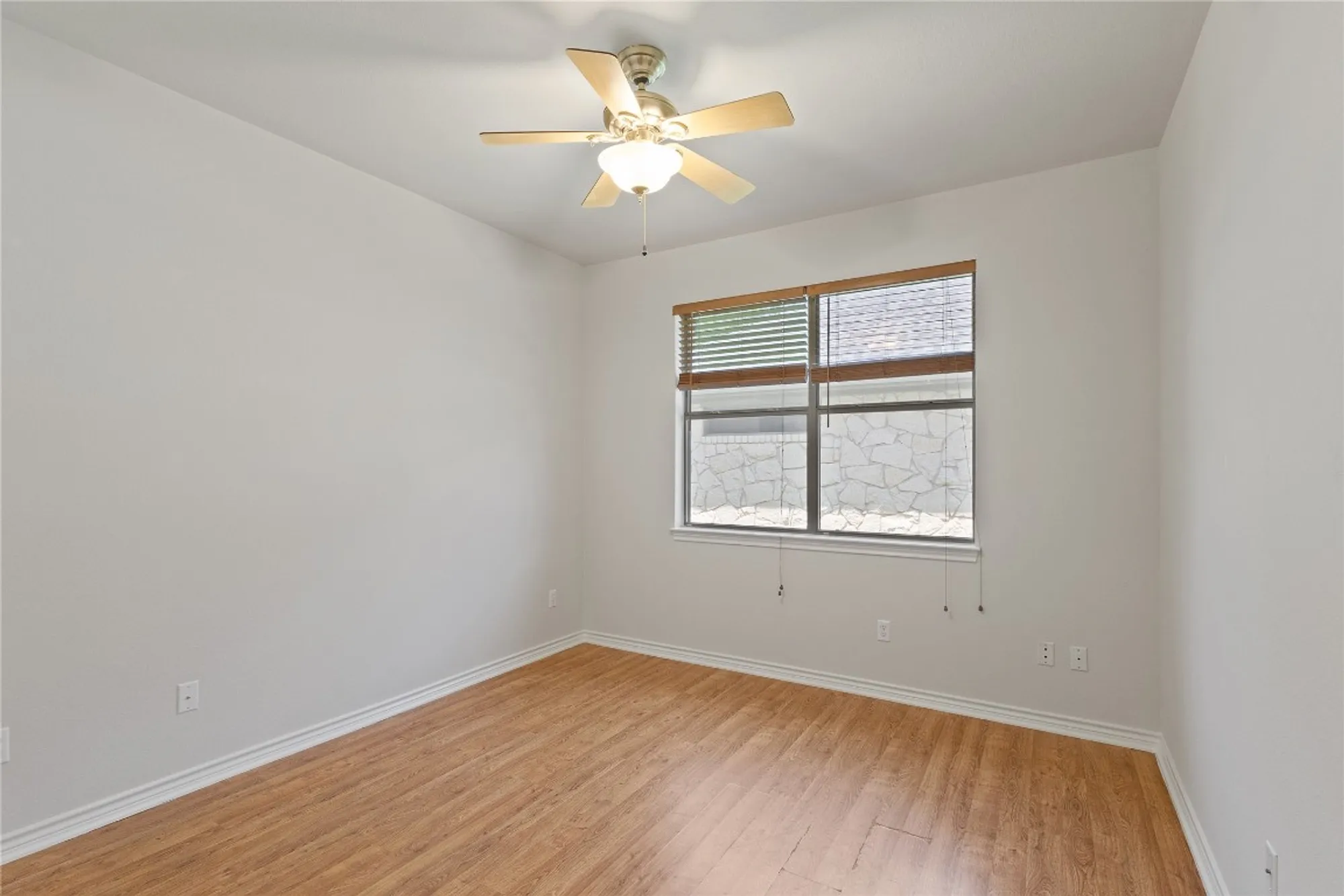 Property Slideshow image 14 of 26 | 4921 big bend trl, Georgetown, TX, 78633