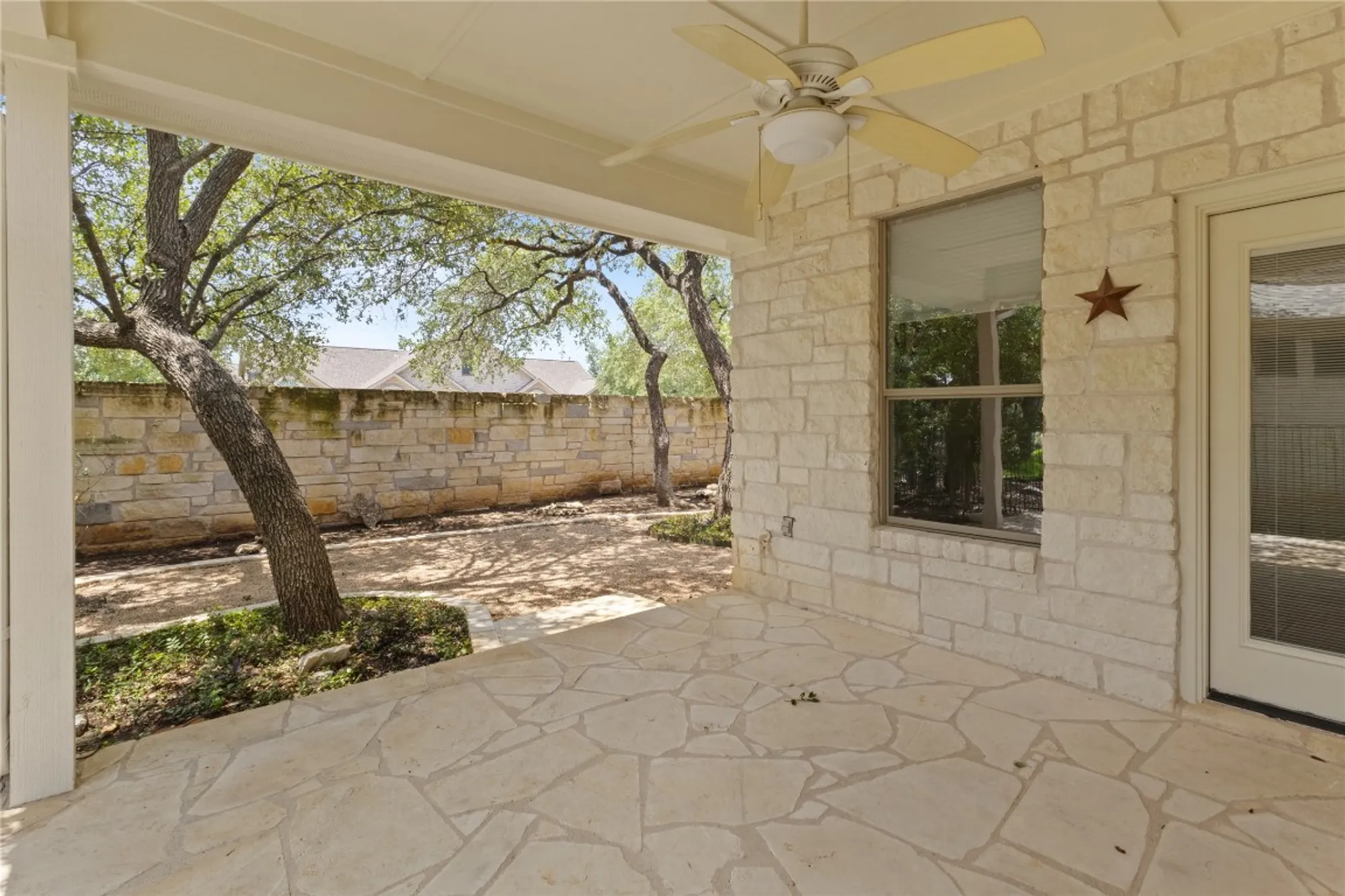 Property Slideshow image 18 of 26 | 4921 big bend trl, Georgetown, TX, 78633