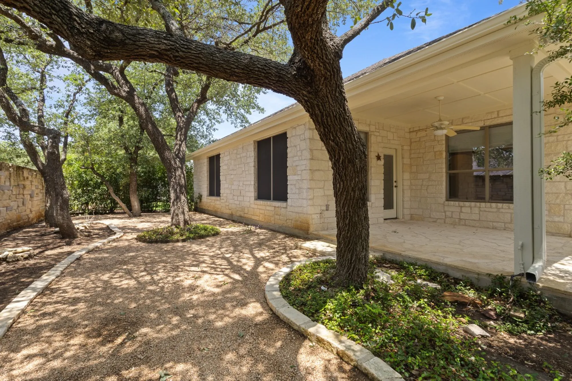 Property Slideshow image 19 of 26 | 4921 big bend trl, Georgetown, TX, 78633