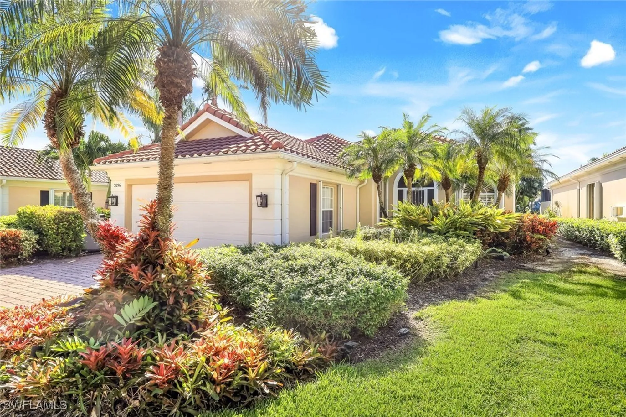 Property Slideshow image 1 of 20 | 5296 hawkesbury way, Naples, FL, 34119