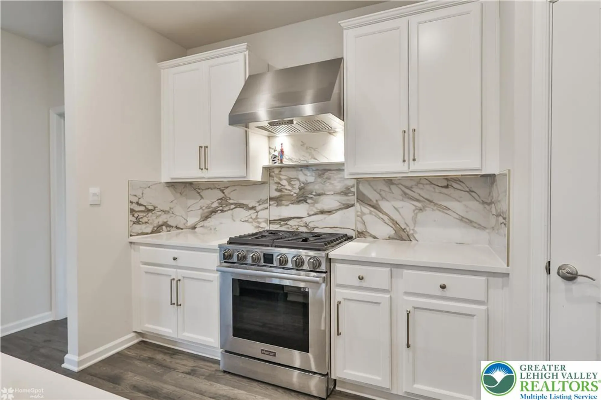 Property Slideshow image 18 of 56 | 8012 century blvd, Breinigsville, PA, 18031