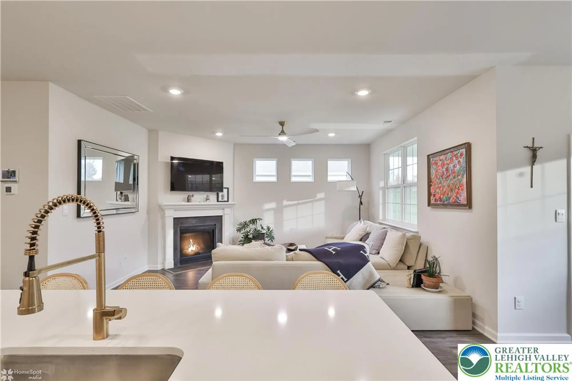 Property Slideshow image 19 of 56 | 8012 century blvd, Breinigsville, PA, 18031