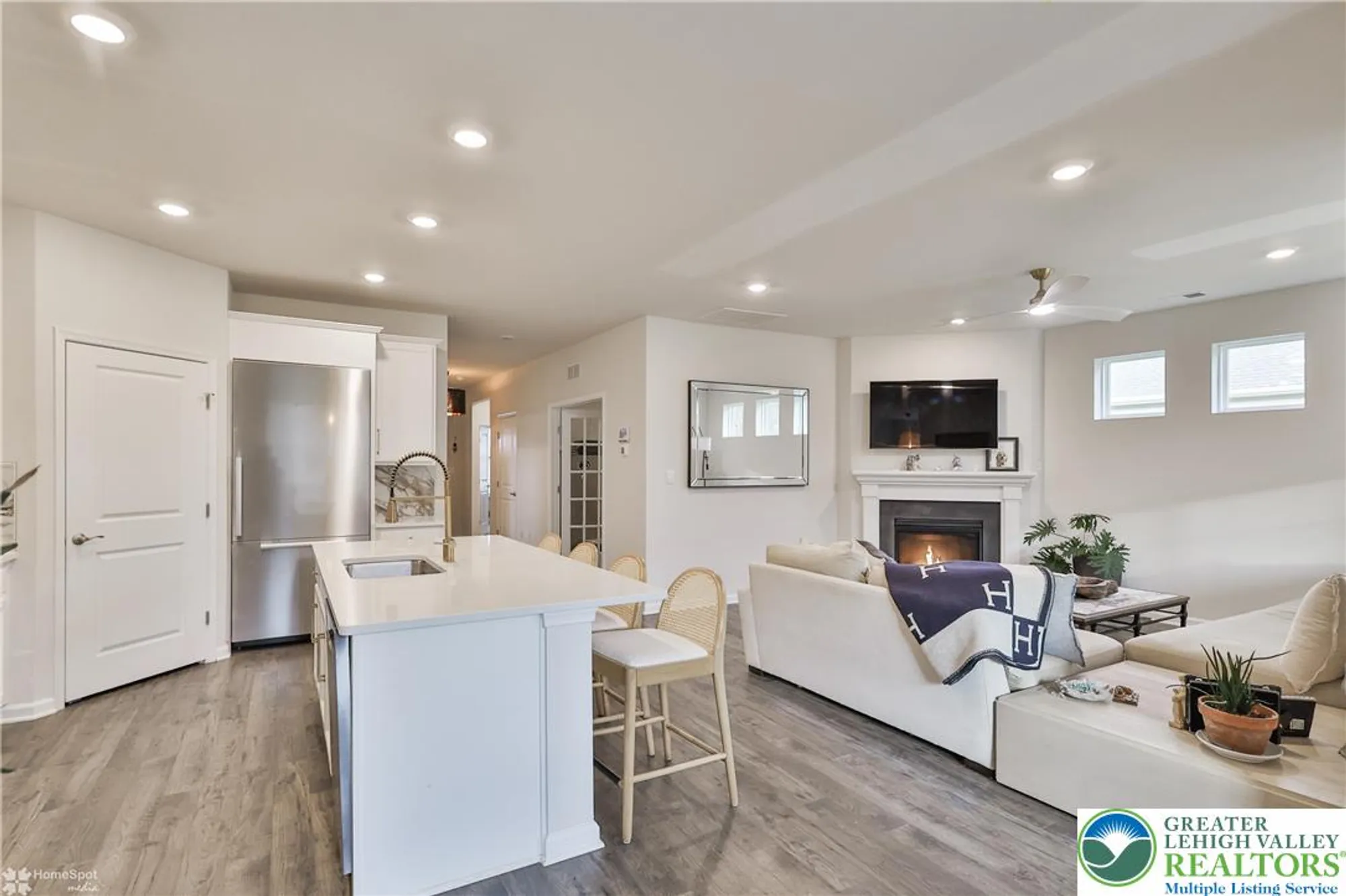 Property Slideshow image 20 of 56 | 8012 century blvd, Breinigsville, PA, 18031