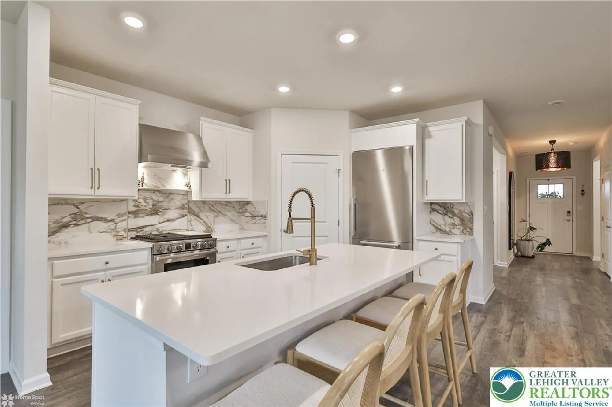 Property Slideshow image 22 of 56 | 8012 century blvd, Breinigsville, PA, 18031