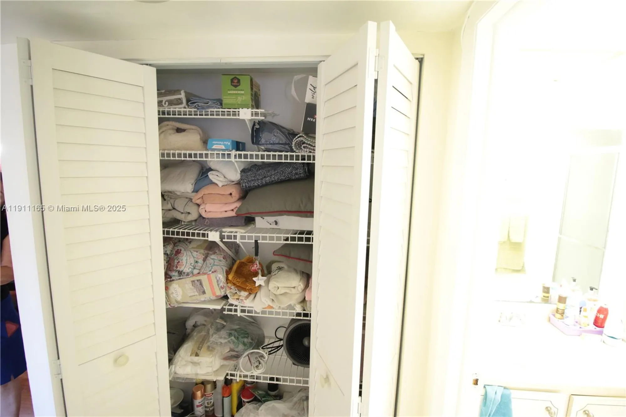 Property Slideshow image 28 of 35 | 3001 nw 46th ave apt 102, Lauderdale Lakes, FL, 33313