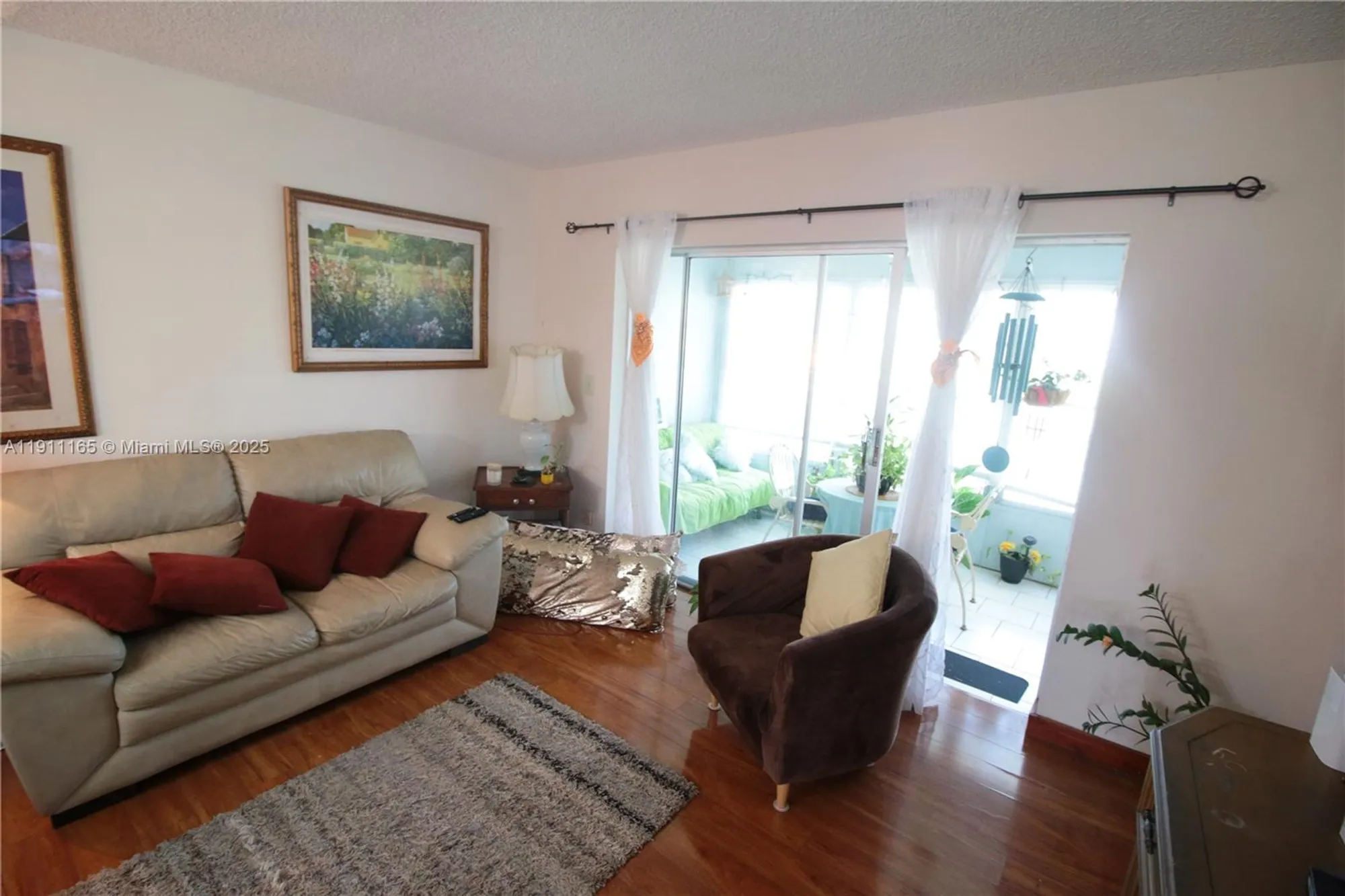 Property Slideshow image 3 of 35 | 3001 nw 46th ave apt 102, Lauderdale Lakes, FL, 33313